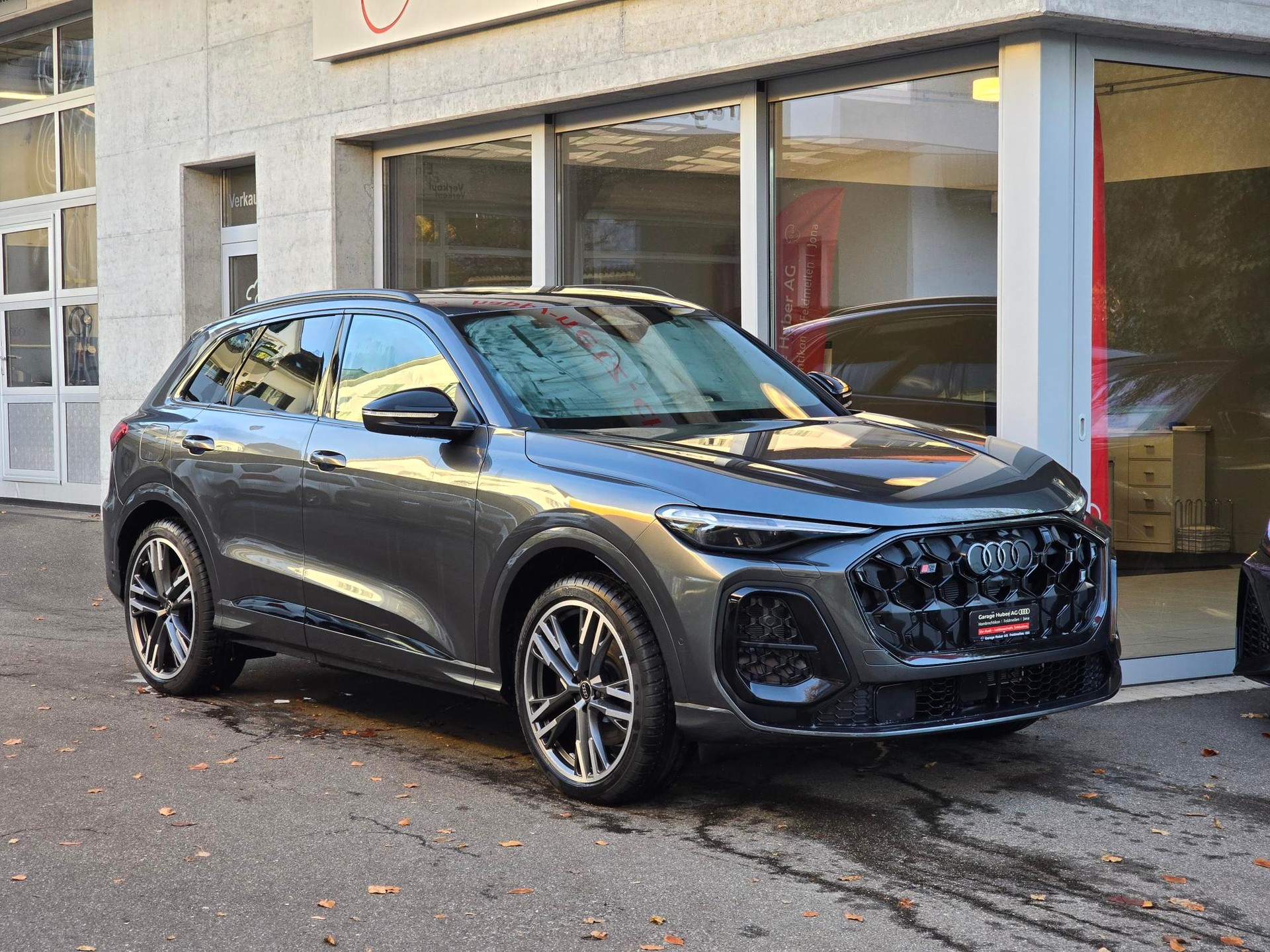 AUDI SQ5 TFSI quattro S-tronic-image-0