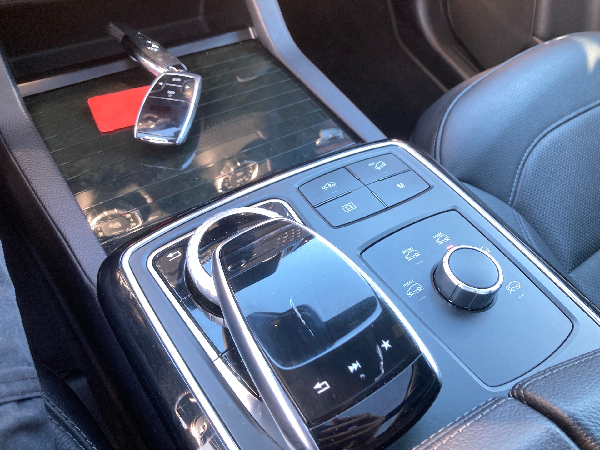 MERCEDES-BENZ GLS 500 4Matic 9G-Tronic mit Anhängerkupplung und Standheizung-image-15