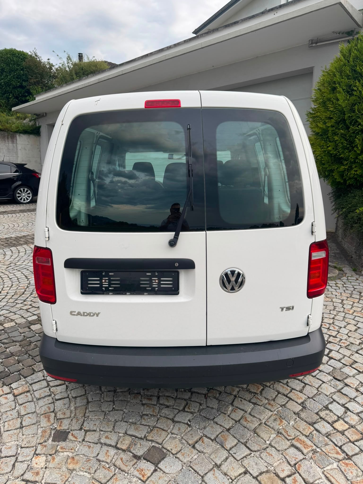 VW Caddy 1.2 TSI Trendline-image-5