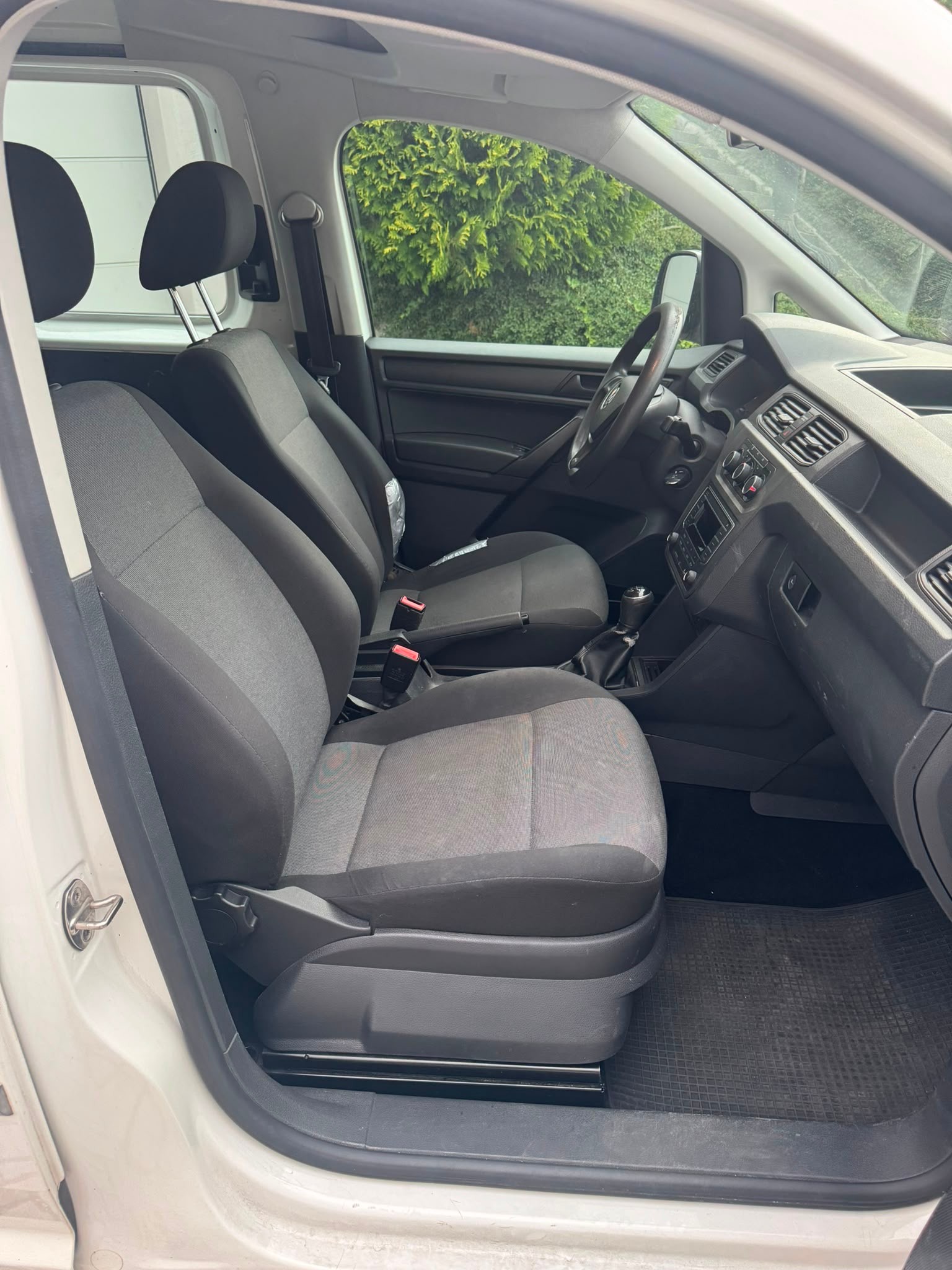VW Caddy 1.2 TSI Trendline-image-13