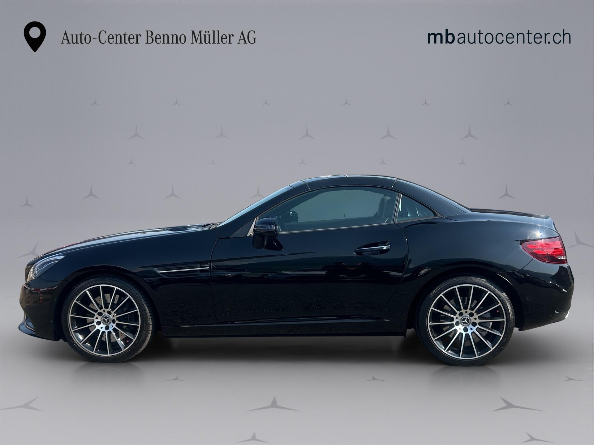 MERCEDES-BENZ SLC 300 Cabriolet-showroom-element-1