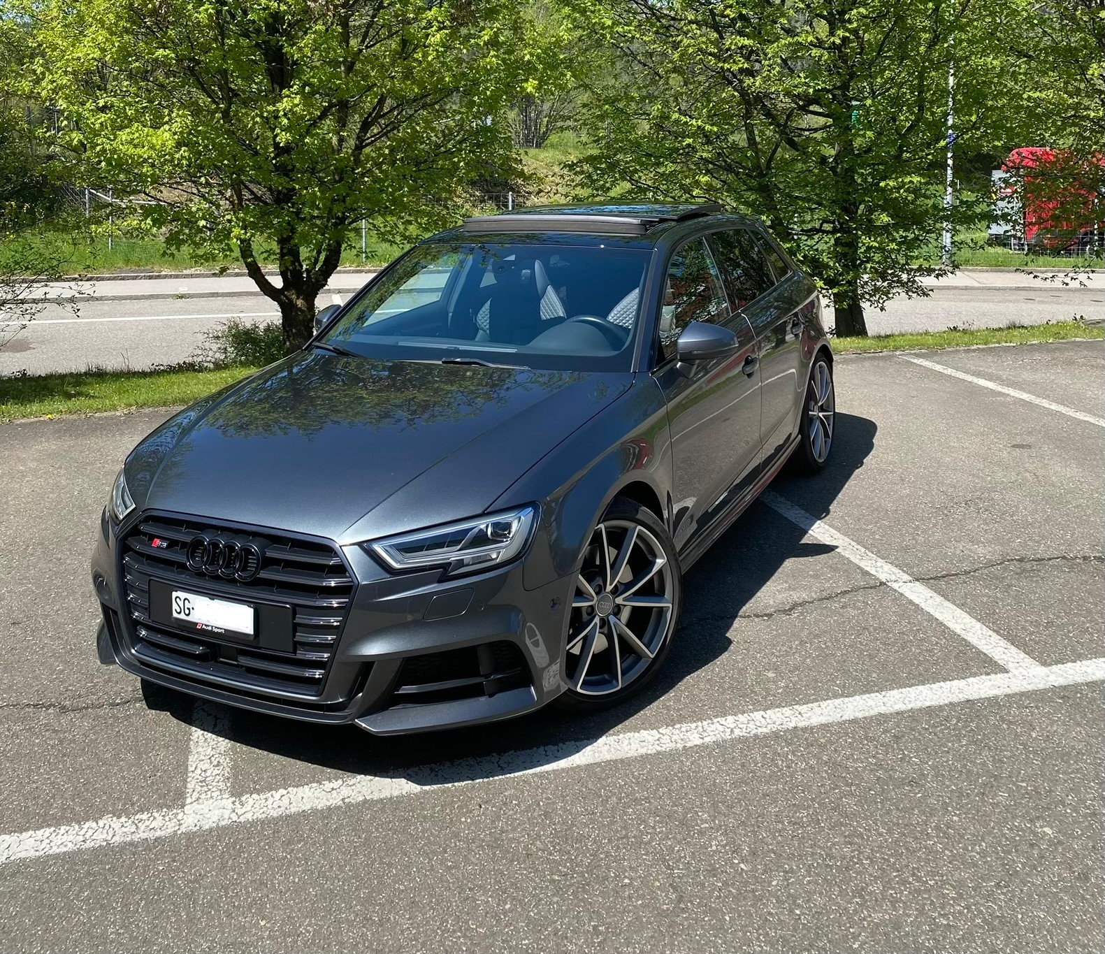 AUDI 2.0 T FSI quattro S-Tronic-image-0