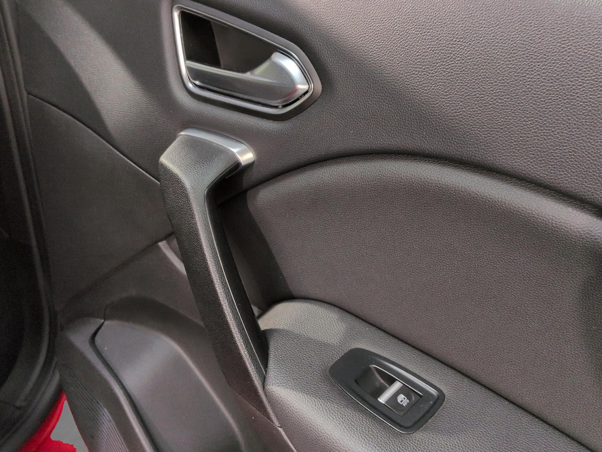 RENAULT Captur 1.3 TCe EDC Intens EDC-image-21