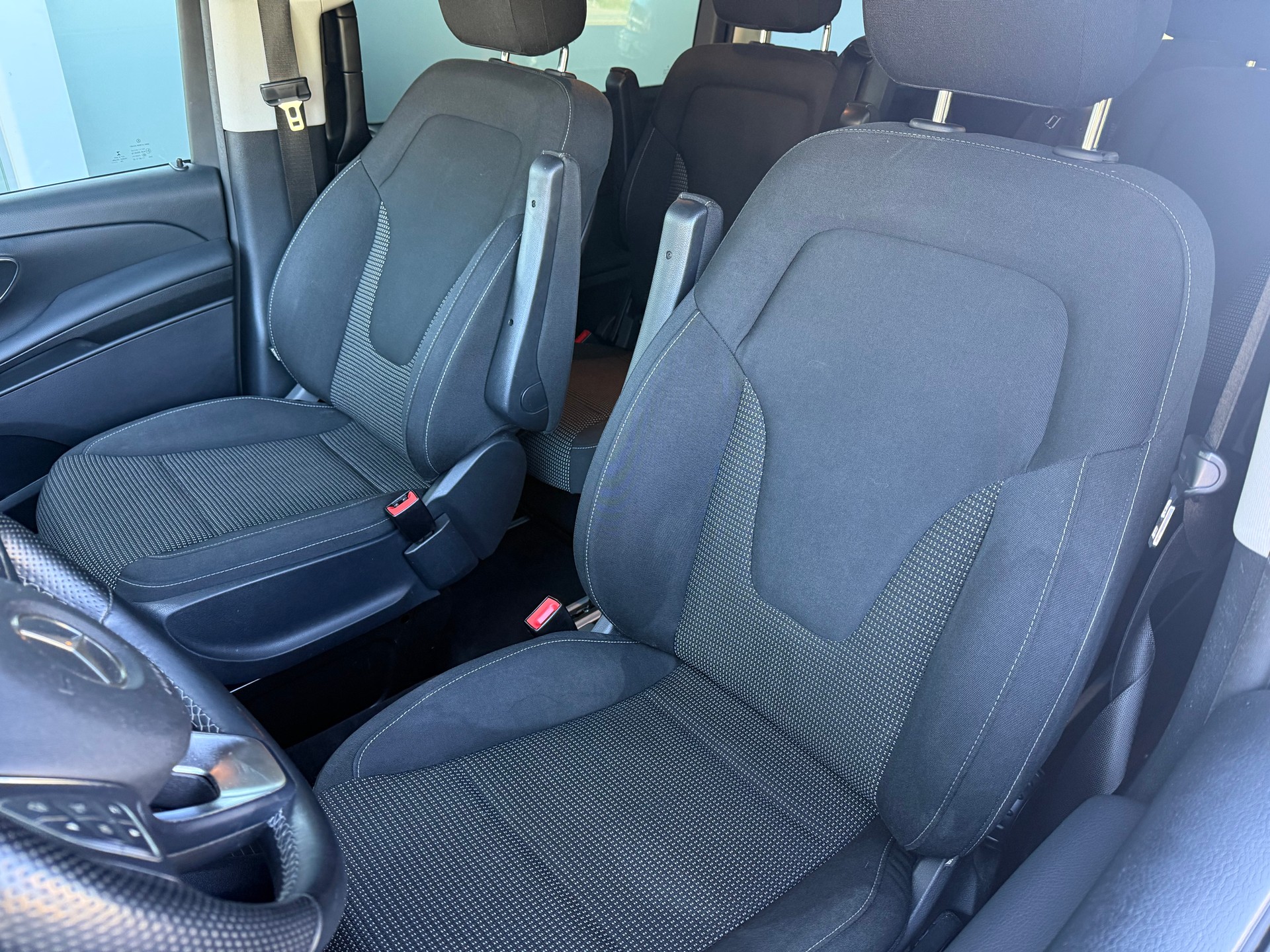 MERCEDES-BENZ V 250 d lang Avantgarde 4Matic G-Tronic-image-25