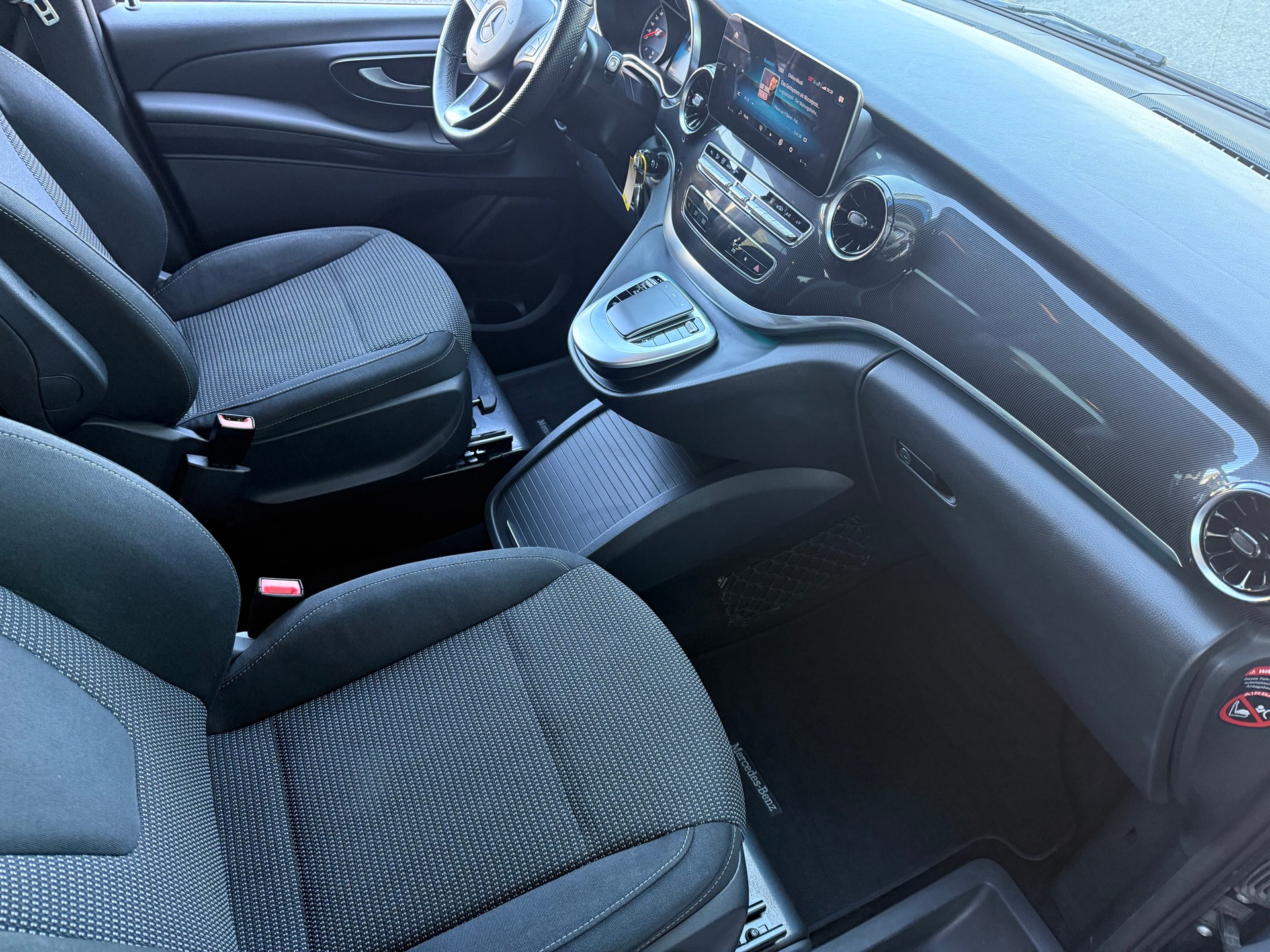 MERCEDES-BENZ V 250 d lang Avantgarde 4Matic G-Tronic-image-27