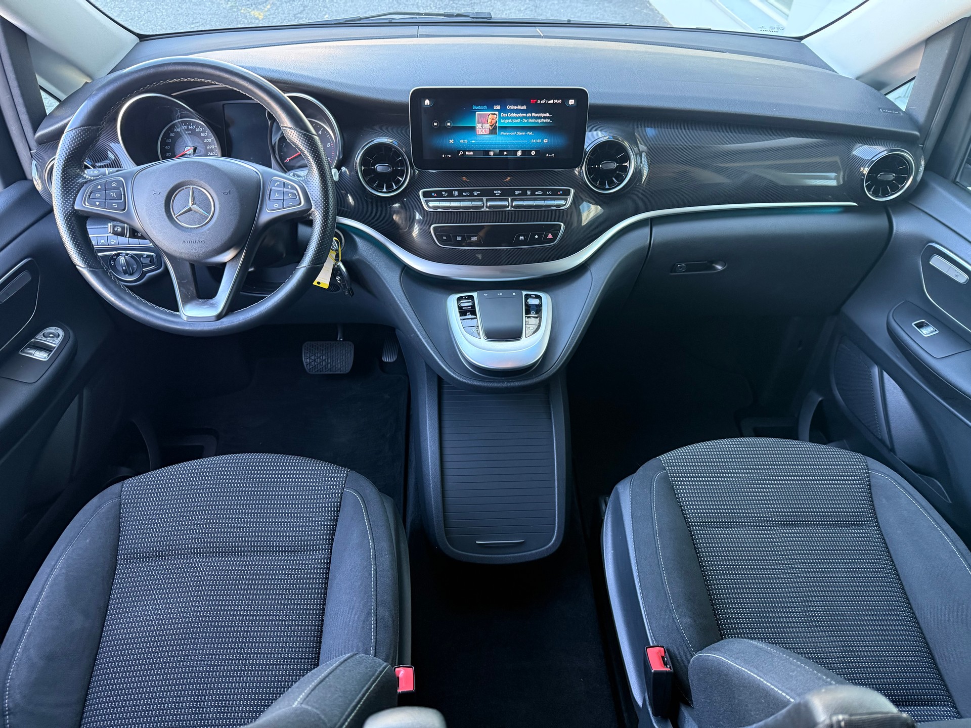 MERCEDES-BENZ V 250 d lang Avantgarde 4Matic G-Tronic-image-24