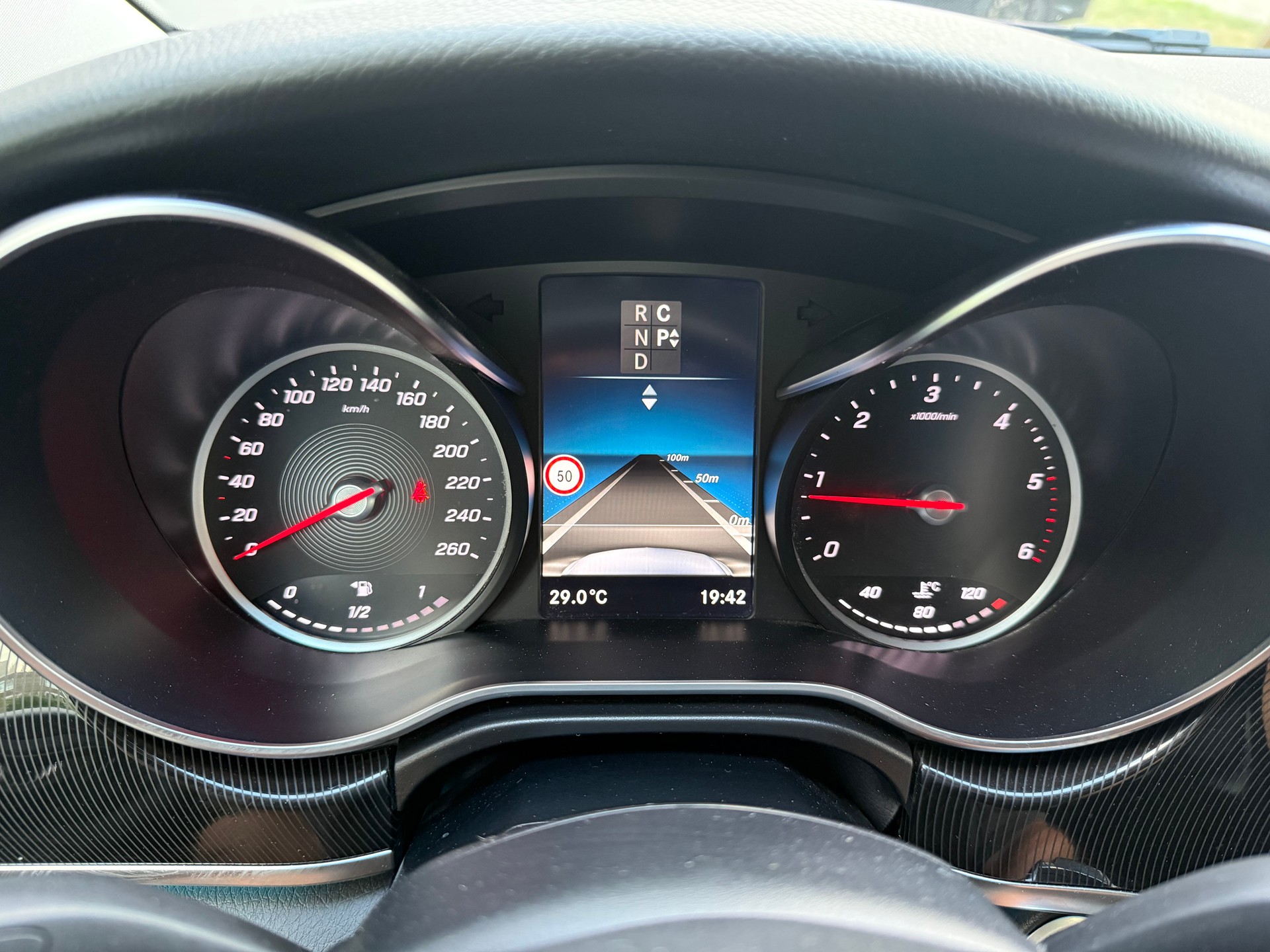 MERCEDES-BENZ V 250 d lang Avantgarde 4Matic G-Tronic-image-17