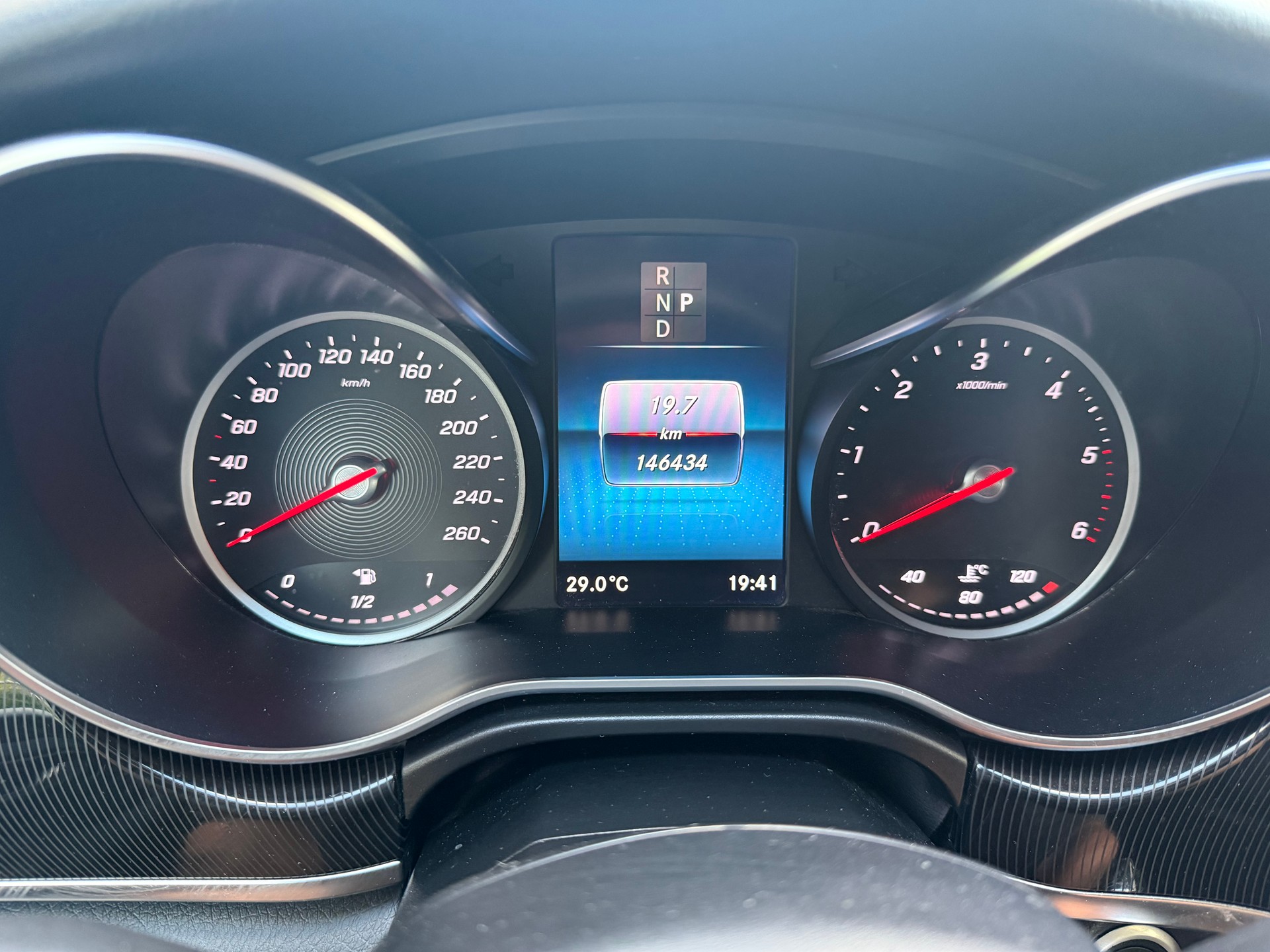 MERCEDES-BENZ V 250 d lang Avantgarde 4Matic G-Tronic-image-13