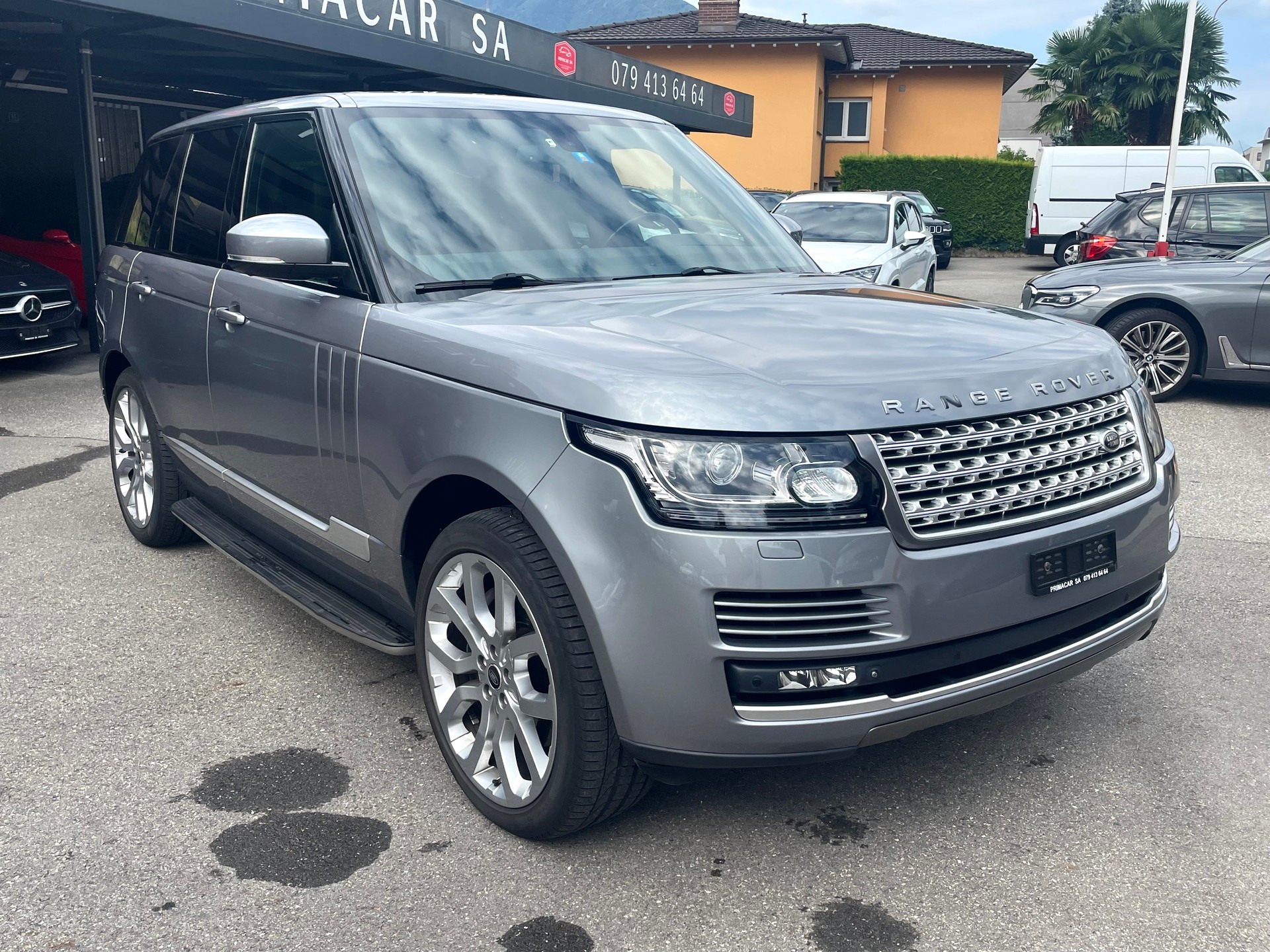 LAND ROVER Range Rover 4.4 SDV8 Vogue Automatic-image-14