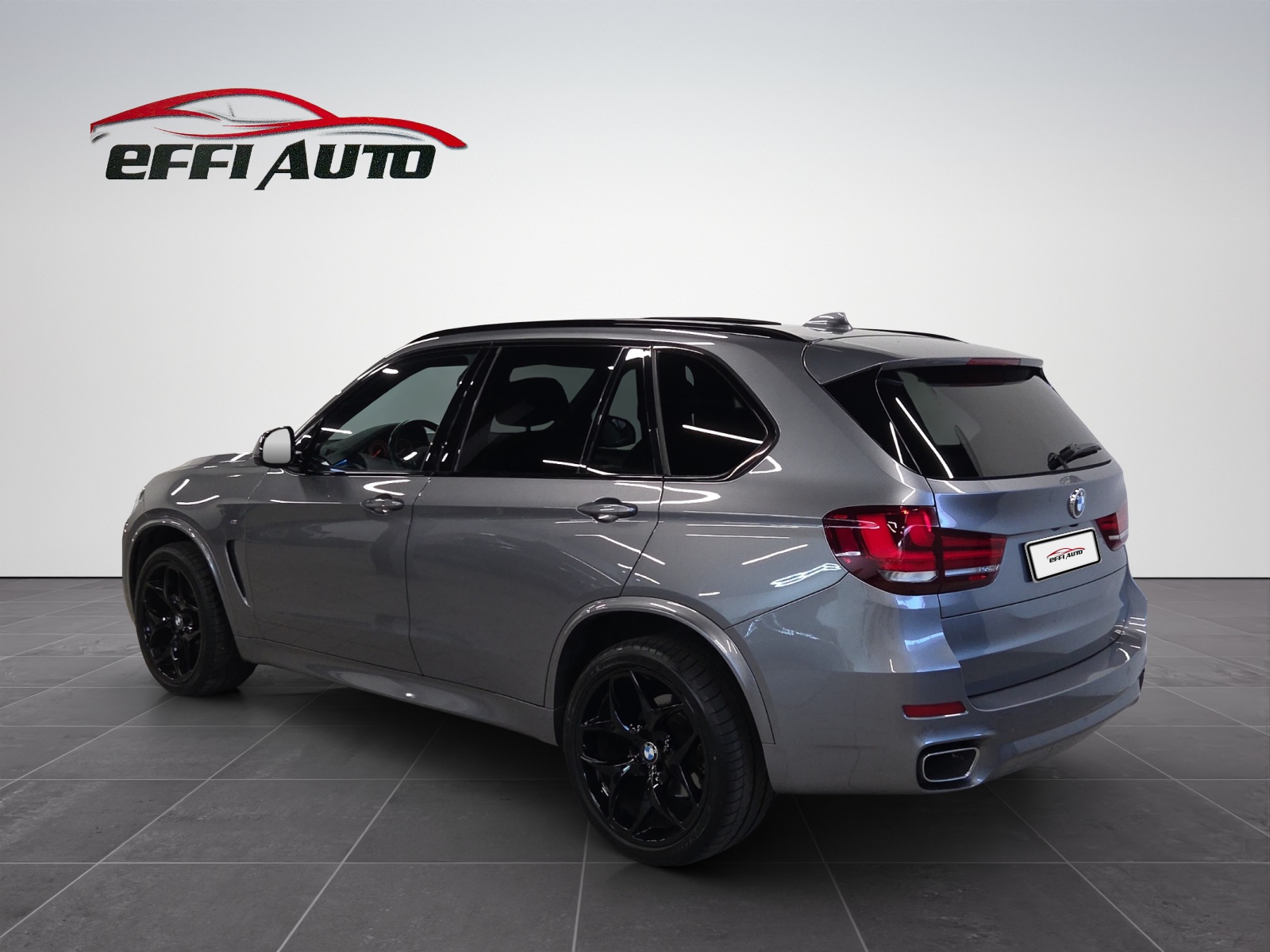 BMW X5 xDrive 40d M-Sport Steptronic-image-2