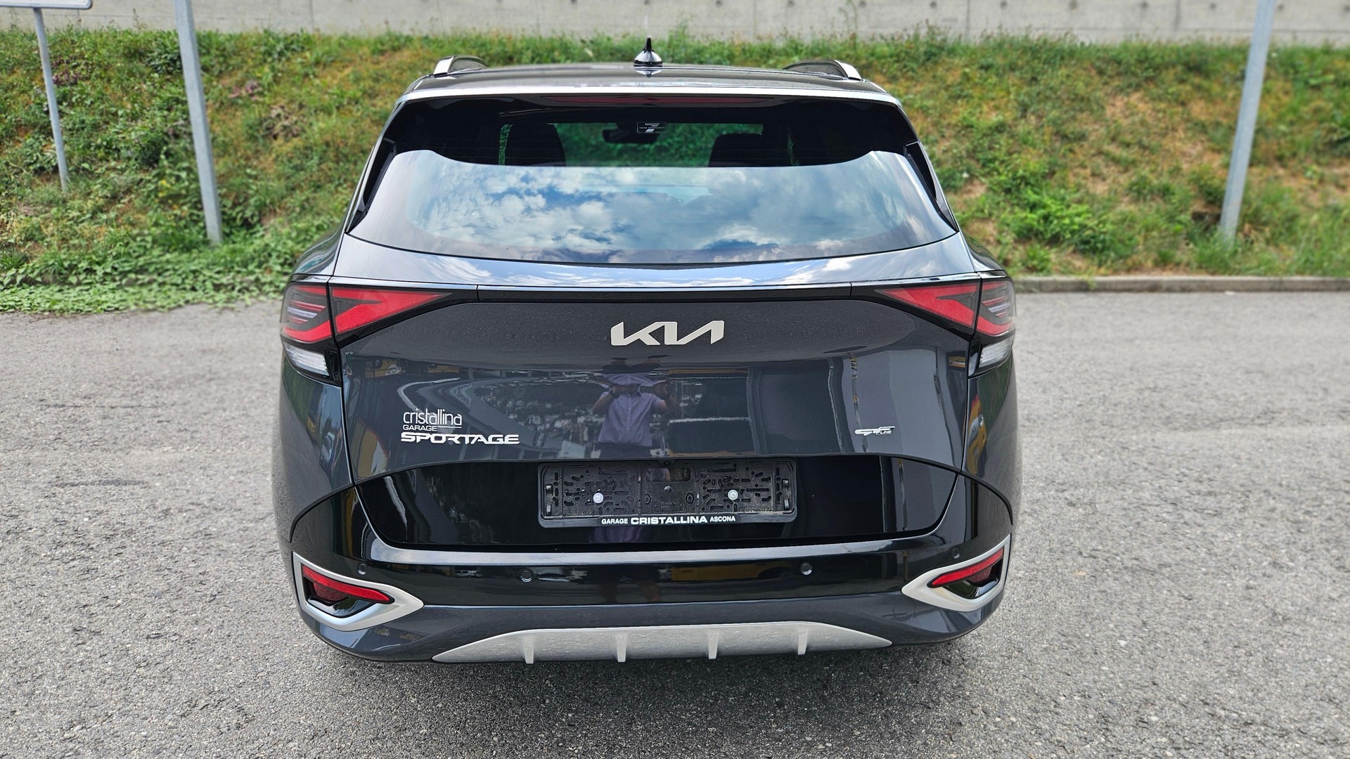 KIA Sportage 1.6 T-GDi Hybrid GT-Line-image-3