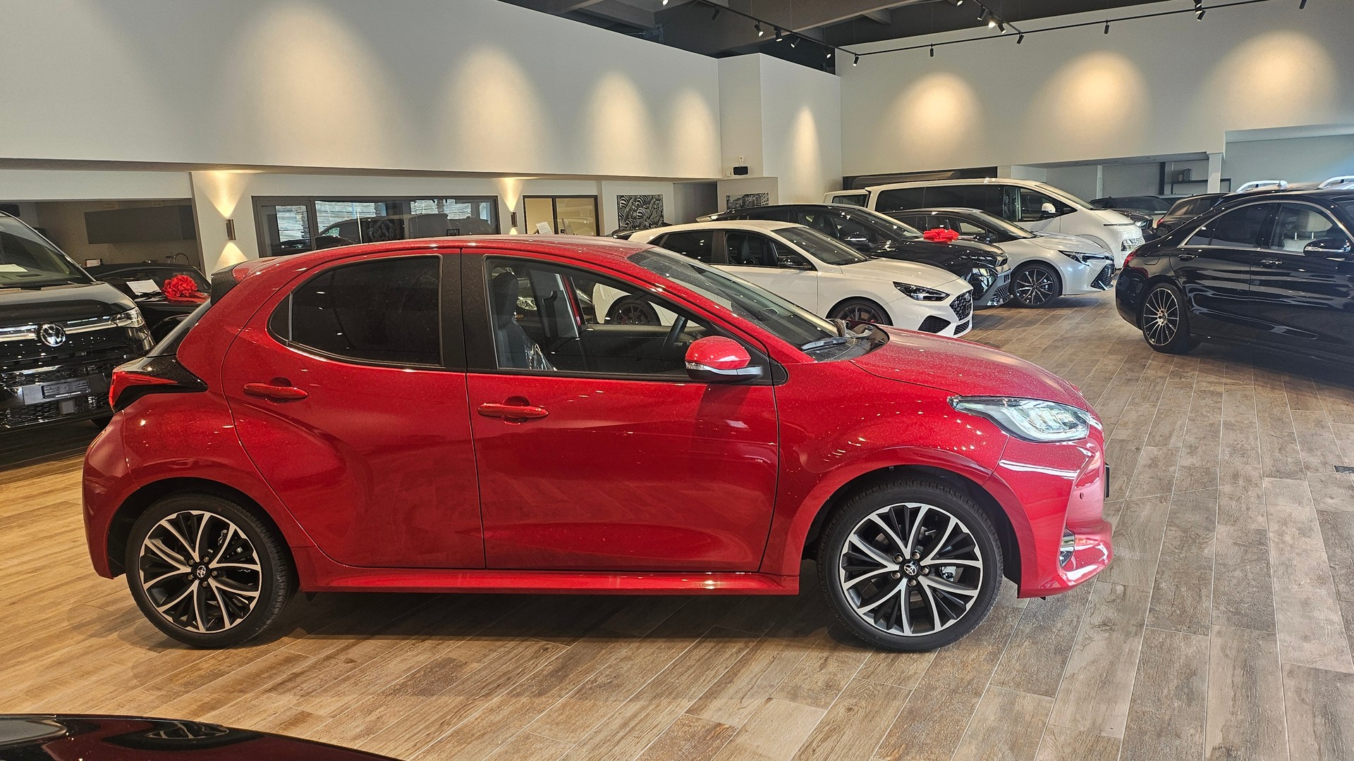 TOYOTA Yaris 1.5 Teamplayer e-CVTđ„đ„đ„-image-6