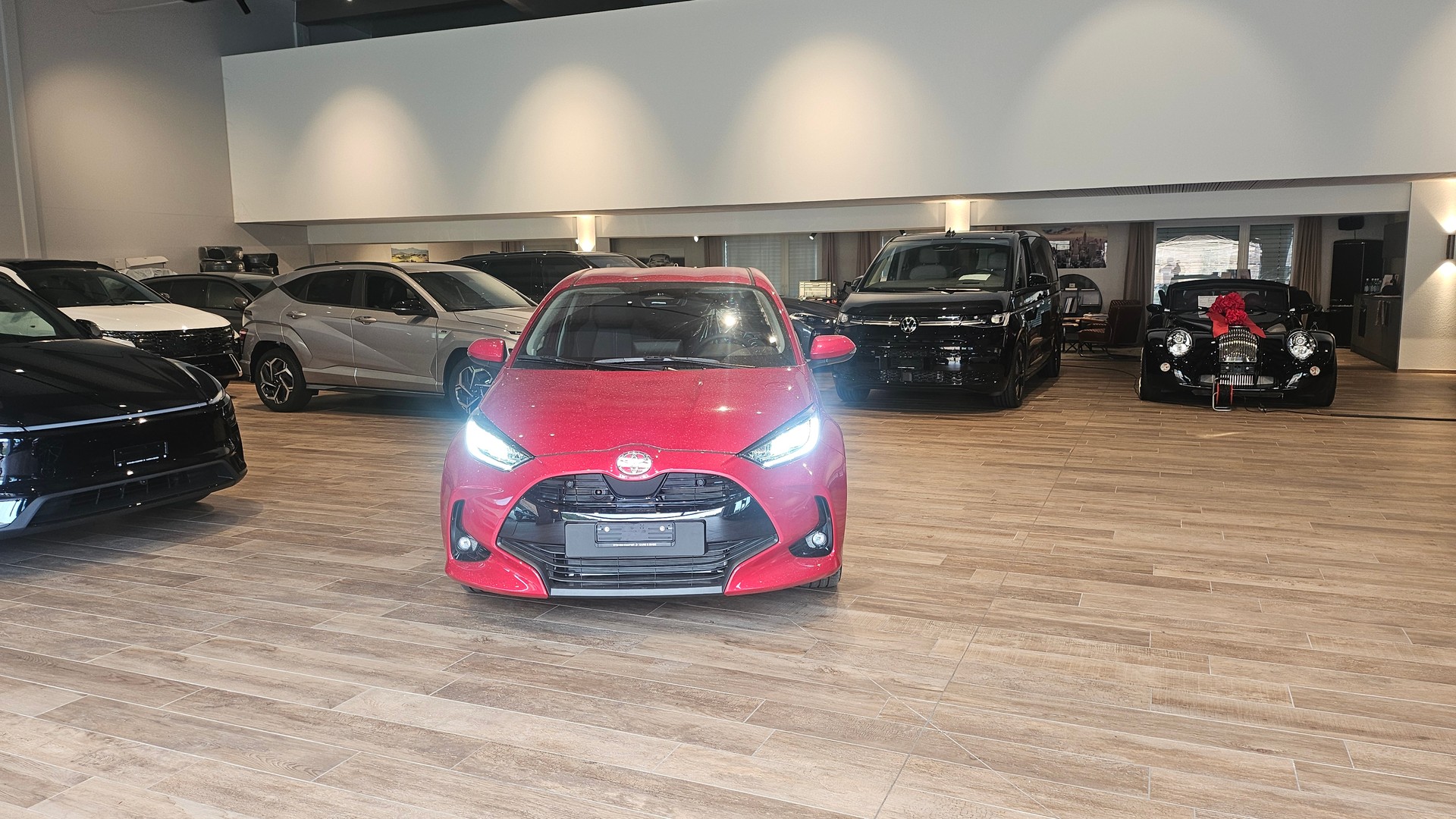 TOYOTA Yaris 1.5 Teamplayer e-CVT🔥🔥🔥-showroom-element-2