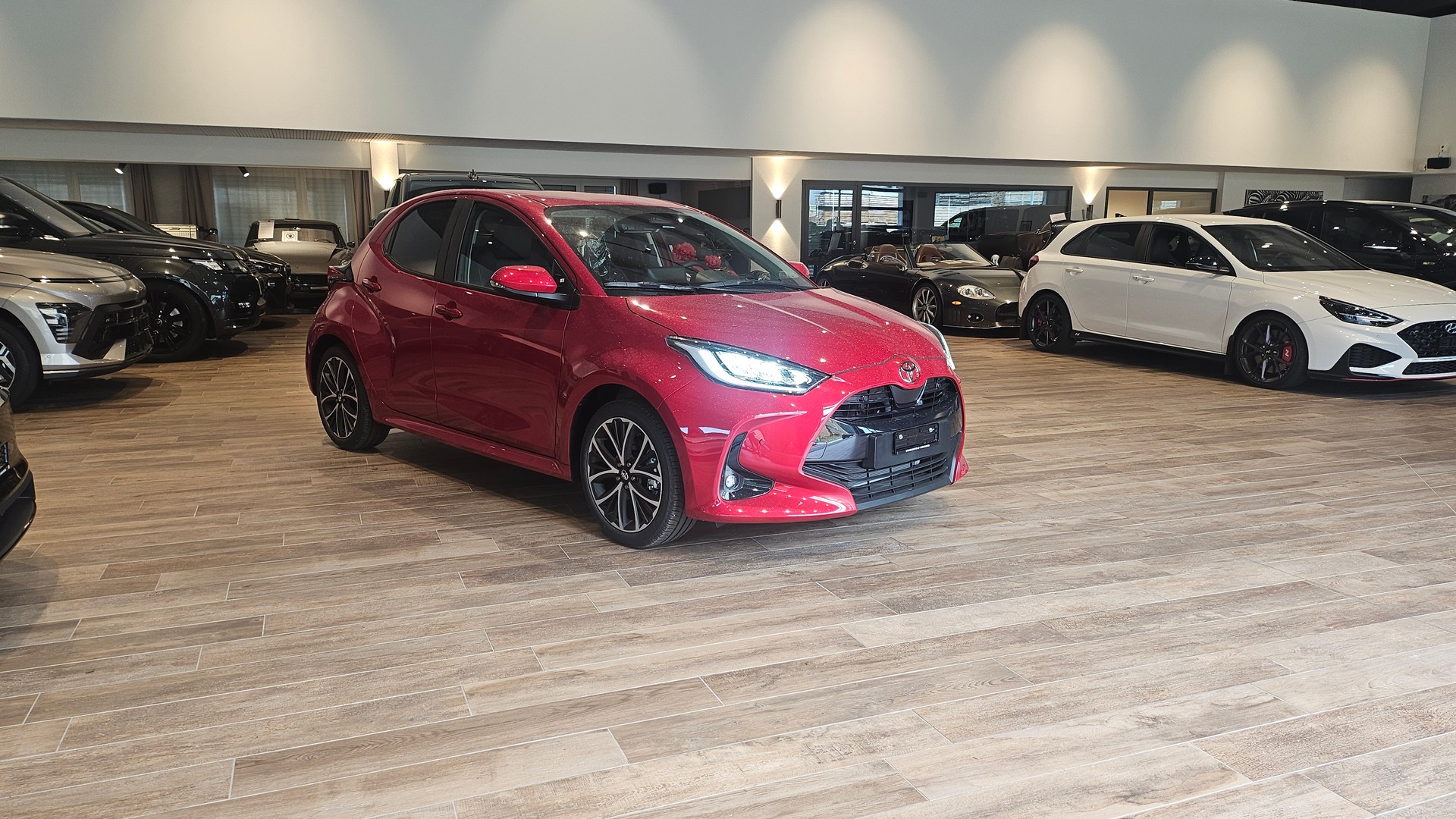 TOYOTA Yaris 1.5 Teamplayer e-CVTđ„đ„đ„-image-4