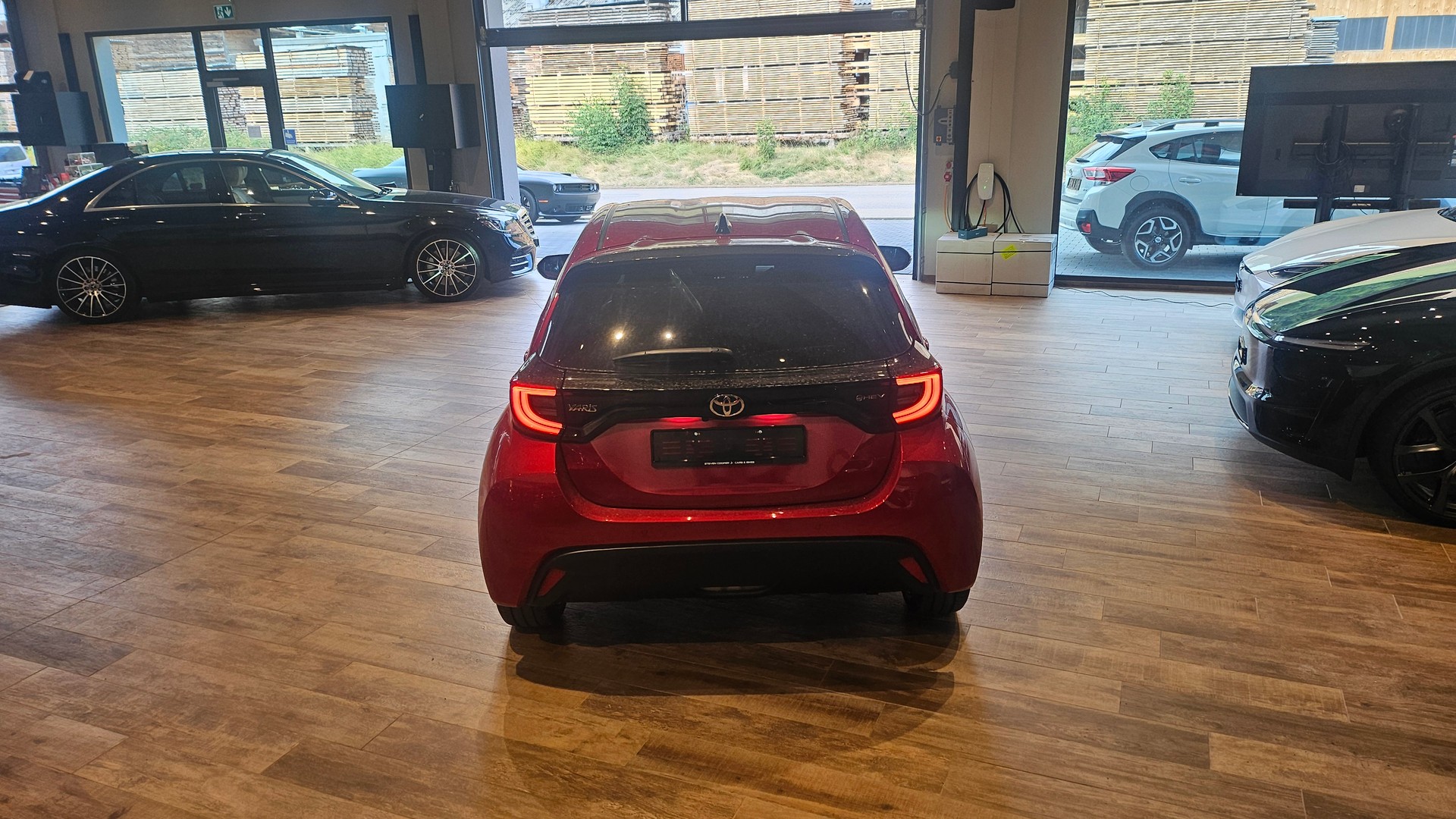 TOYOTA Yaris 1.5 Teamplayer e-CVTđ„đ„đ„-image-11