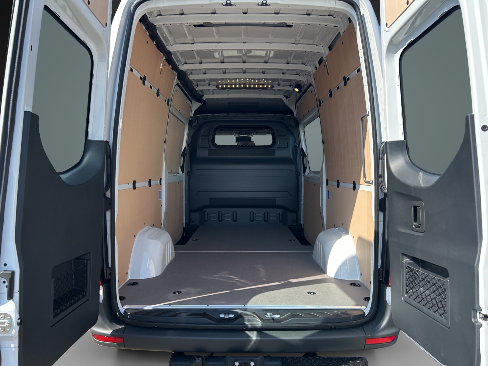 MERCEDES-BENZ Sprinter 317 CDI Standard 9G-TRONIC-image-5