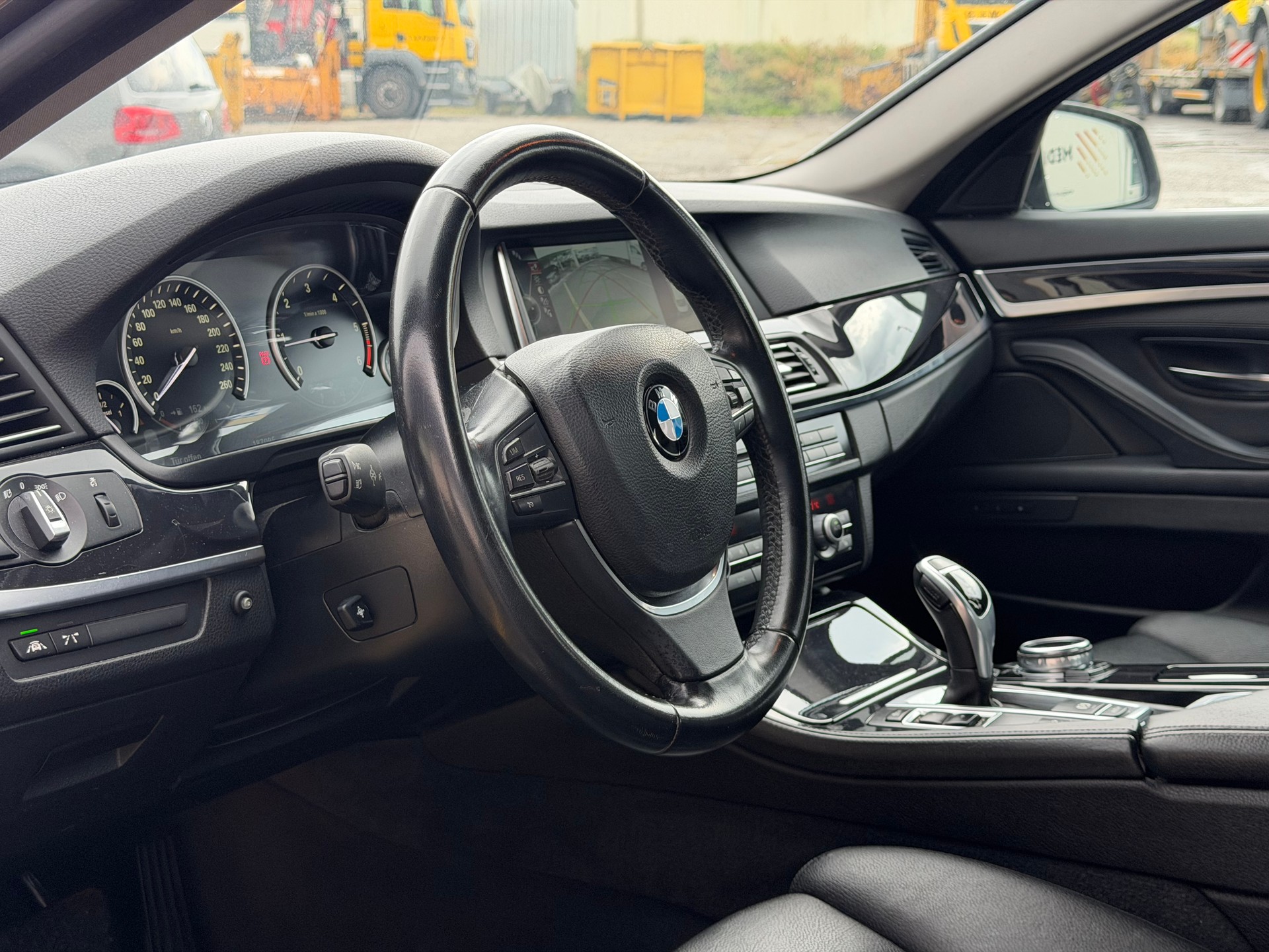 BMW 525d xDrive Steptronic-image-7
