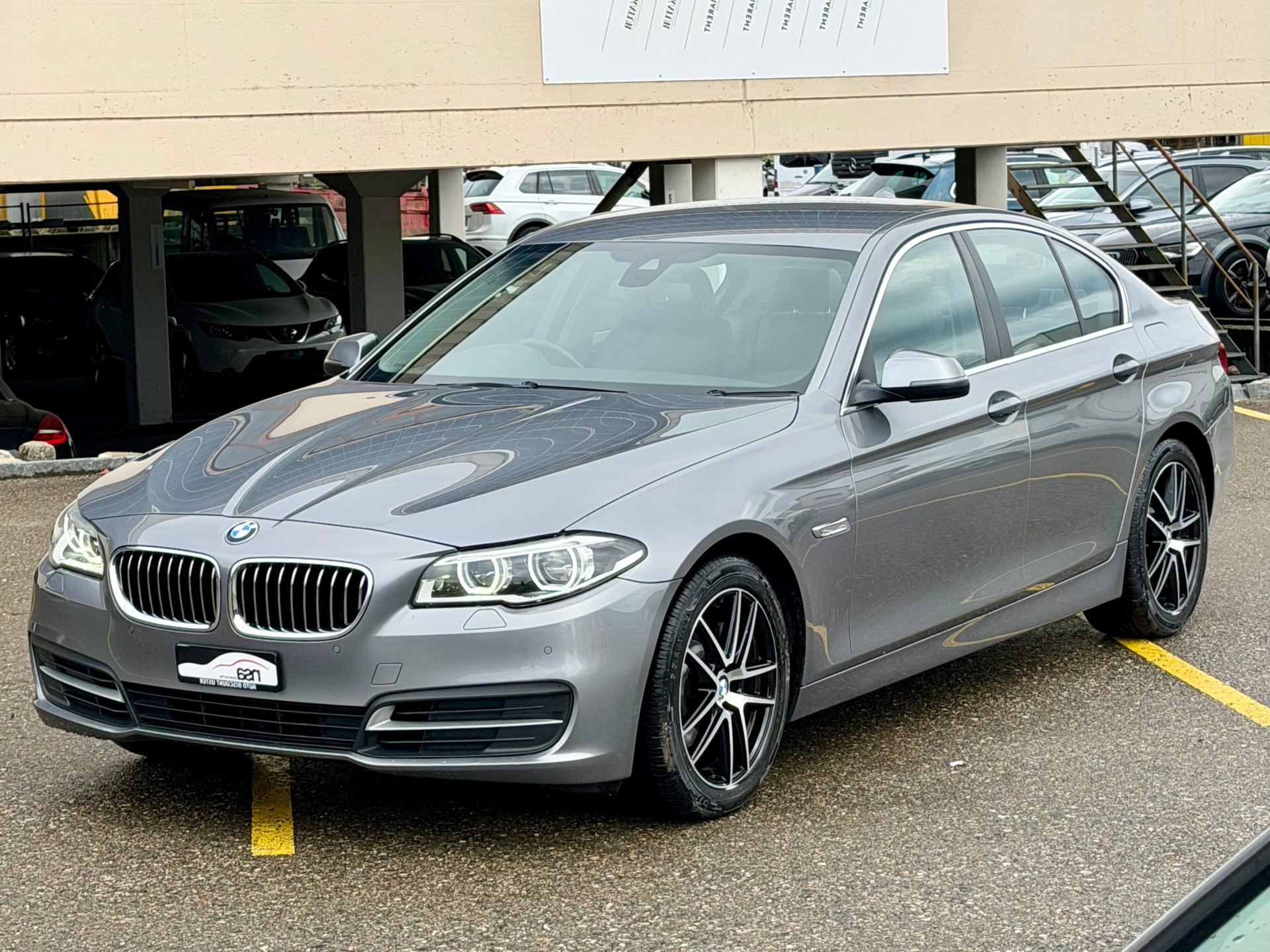 BMW 525d xDrive Steptronic-image-1