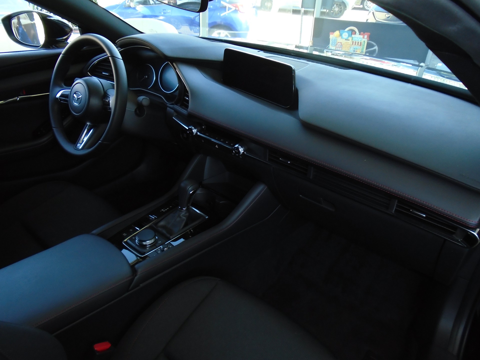 MAZDA 3 Hatchback SKYACTIV-X M Hybrid 186 Homura Automat-image-4