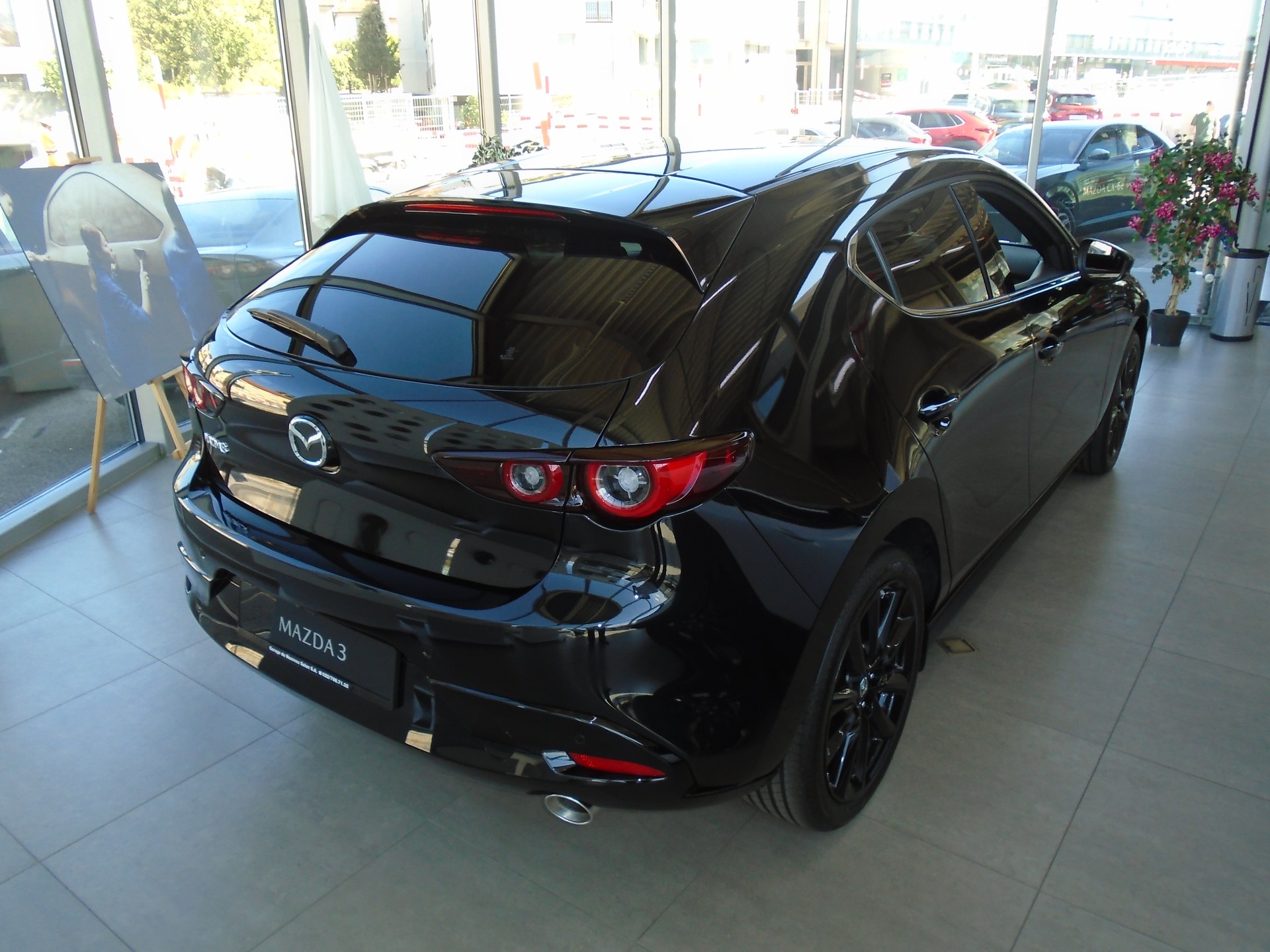 MAZDA 3 Hatchback SKYACTIV-X M Hybrid 186 Homura Automat-image-3