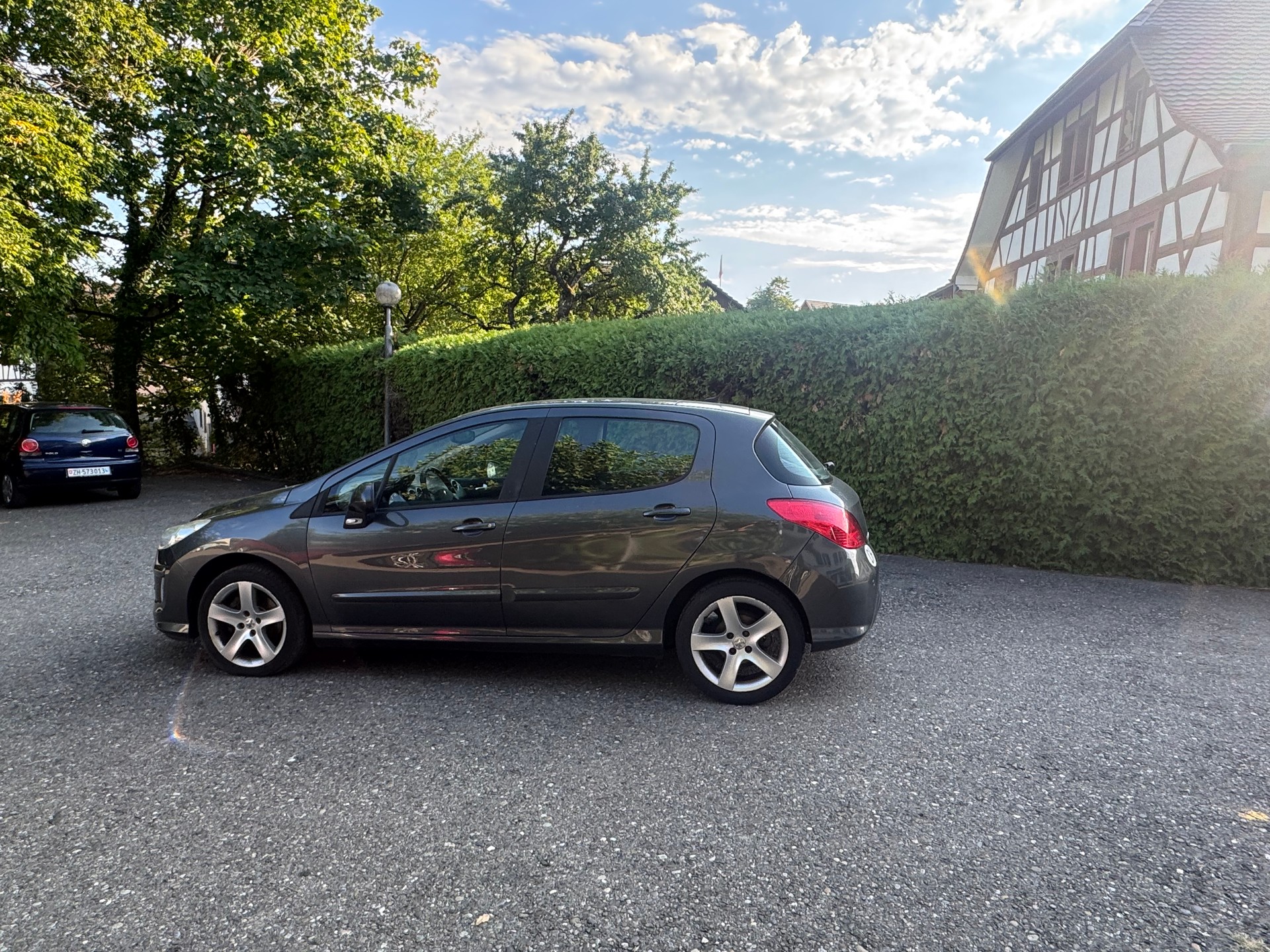 PEUGEOT 308 1.6 16V T Sport Pack Automatic-image-2