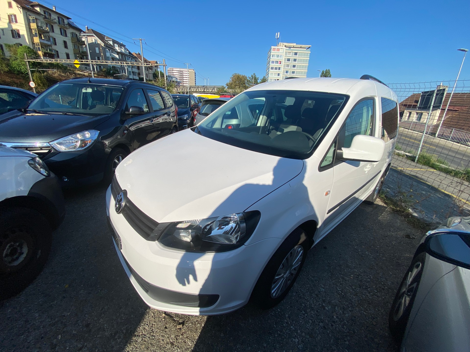 VW Caddy 1.6 TDI Blue Motion Technology Trendline DSG-image-2