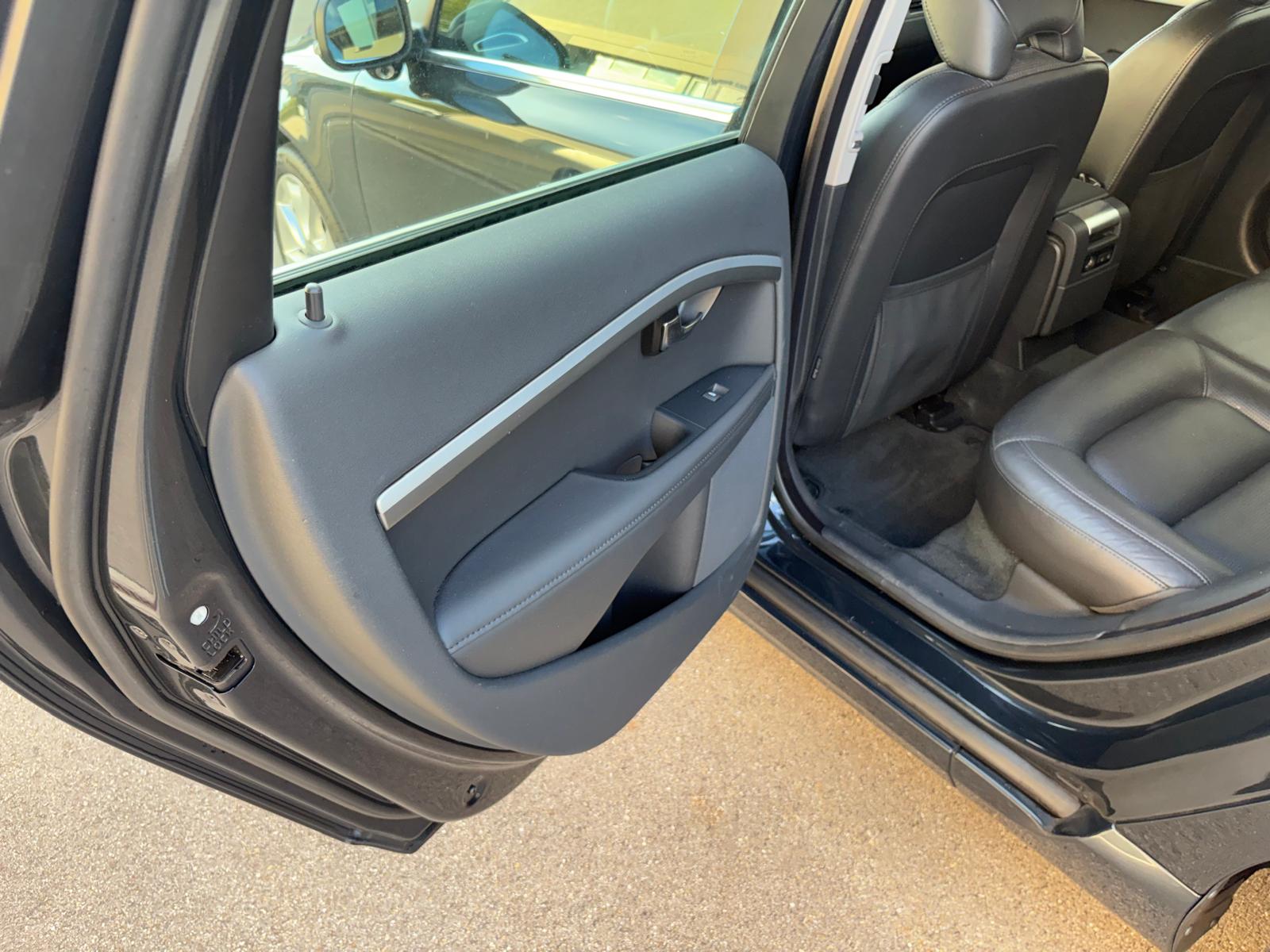 VOLVO V70 T5 Summum Powershift-image-10