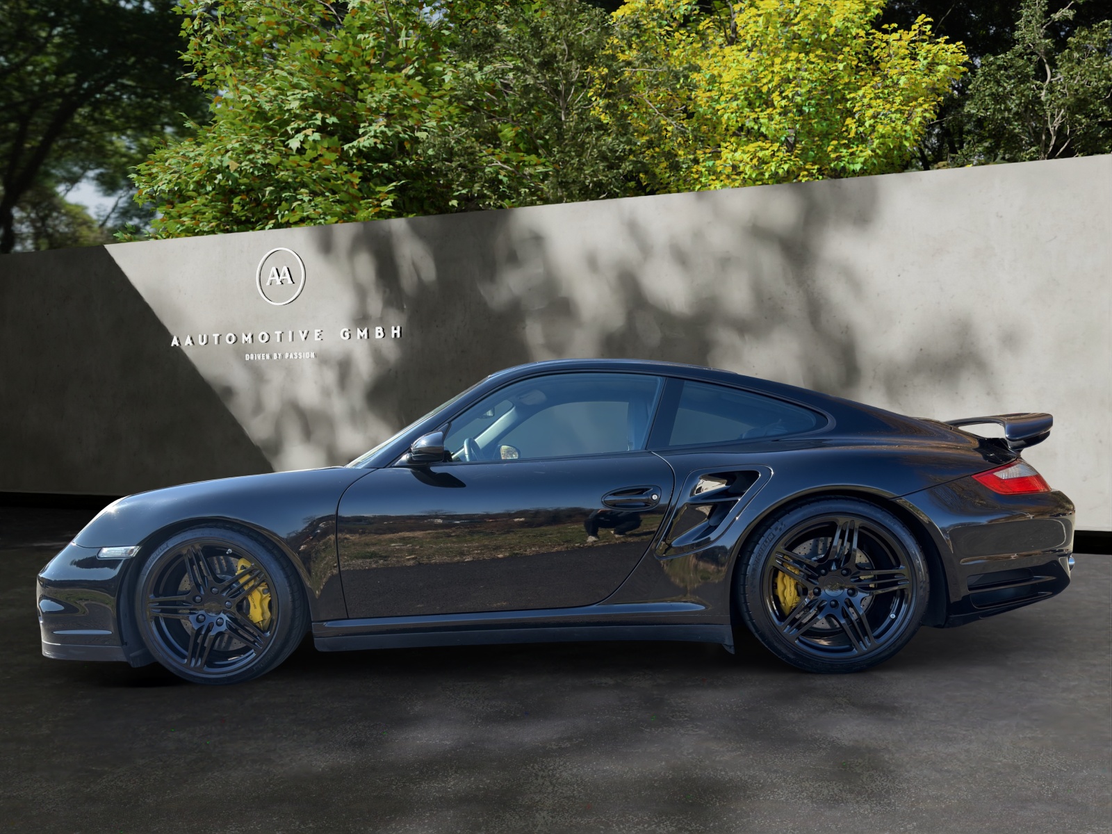 PORSCHE 911 Turbo-image-3