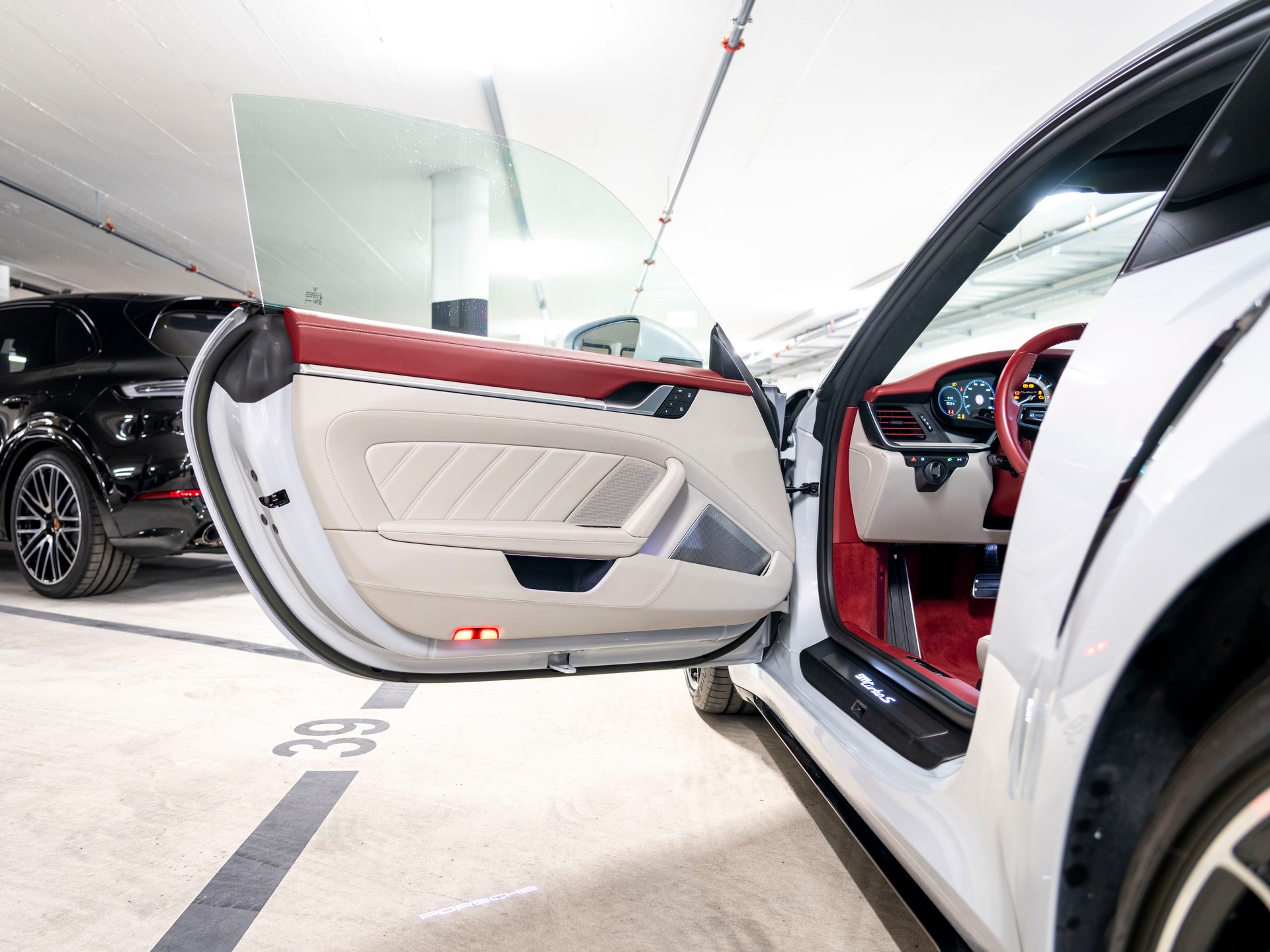 PORSCHE 911 Turbo S PDK-image-11