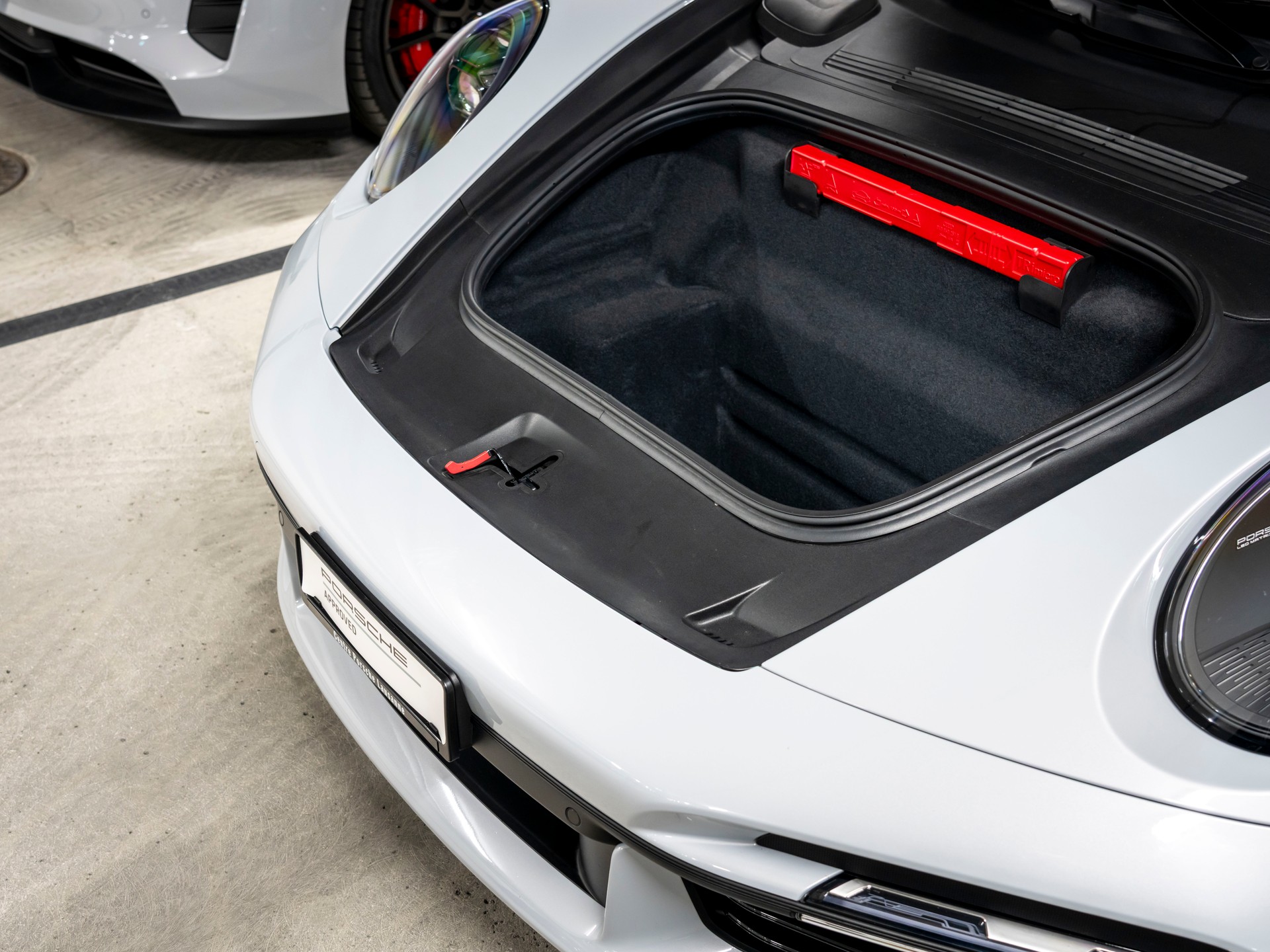 PORSCHE 911 Turbo S PDK-image-9