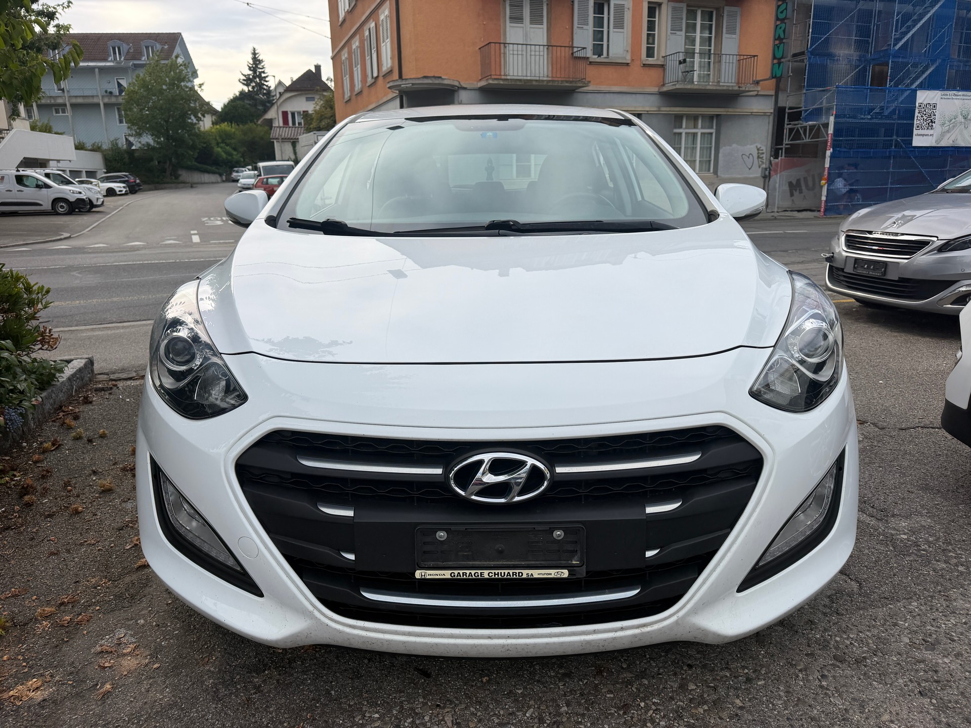 HYUNDAI i30 1.6 CRDi Amplia Automatic DCT