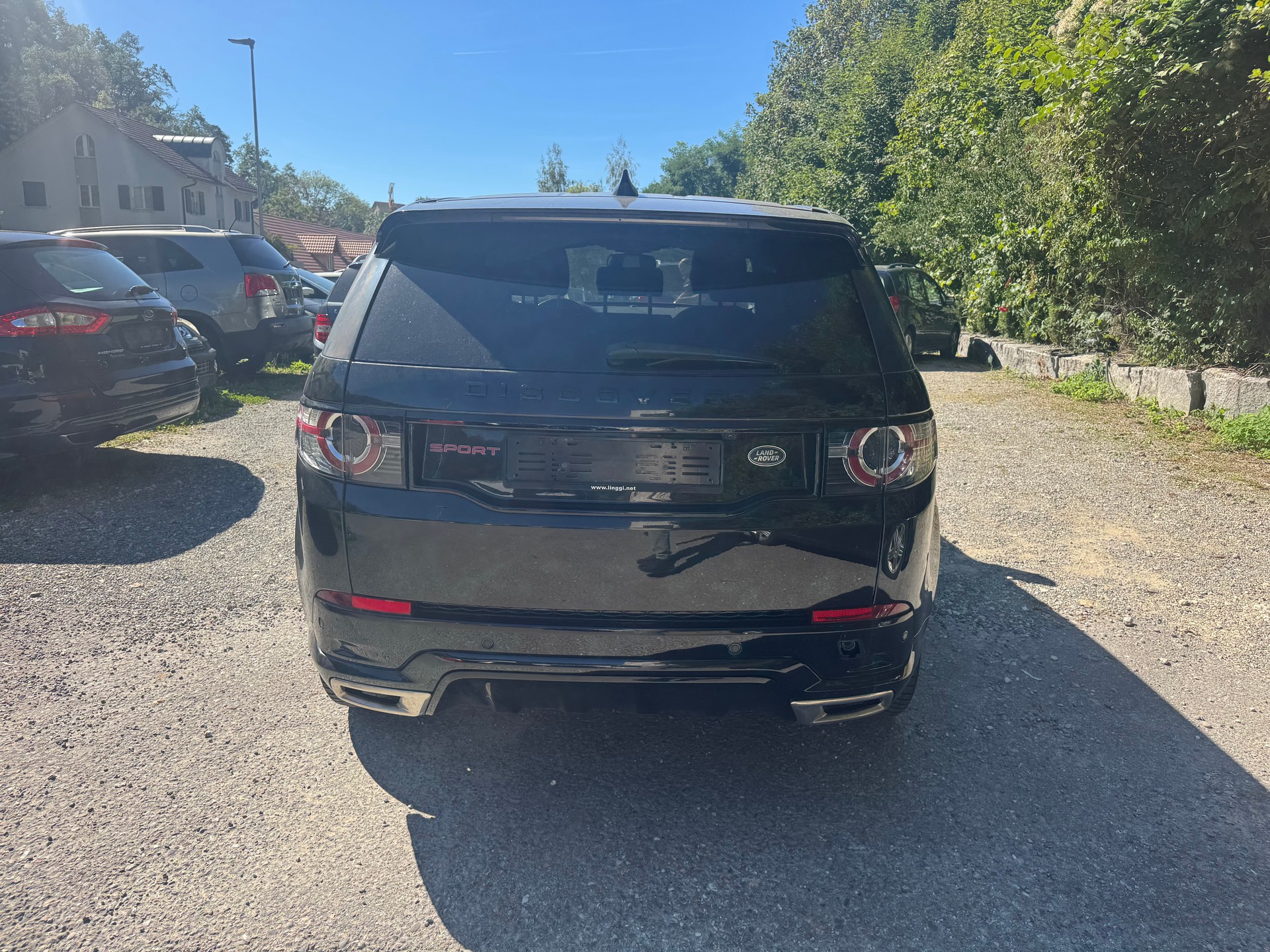 LAND ROVER Discovery Sport 2.0 TD4 HSE AT9-image-2