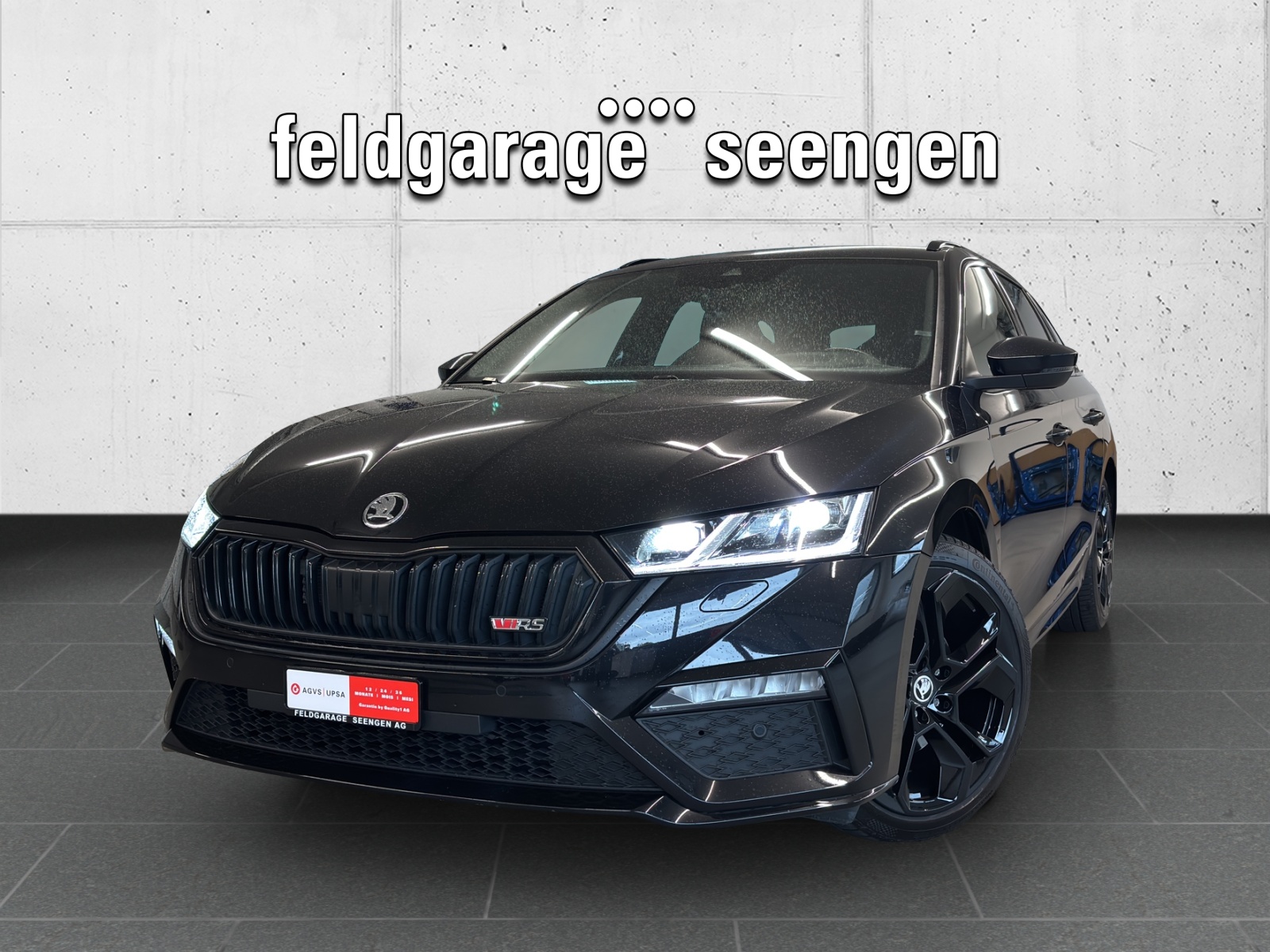 SKODA Octavia Combi 2.0 TDI DSG RS 4x4 mit fortl. Werksgarantie, AHK-Vorbereitung & Rückfahrkamera-image-0