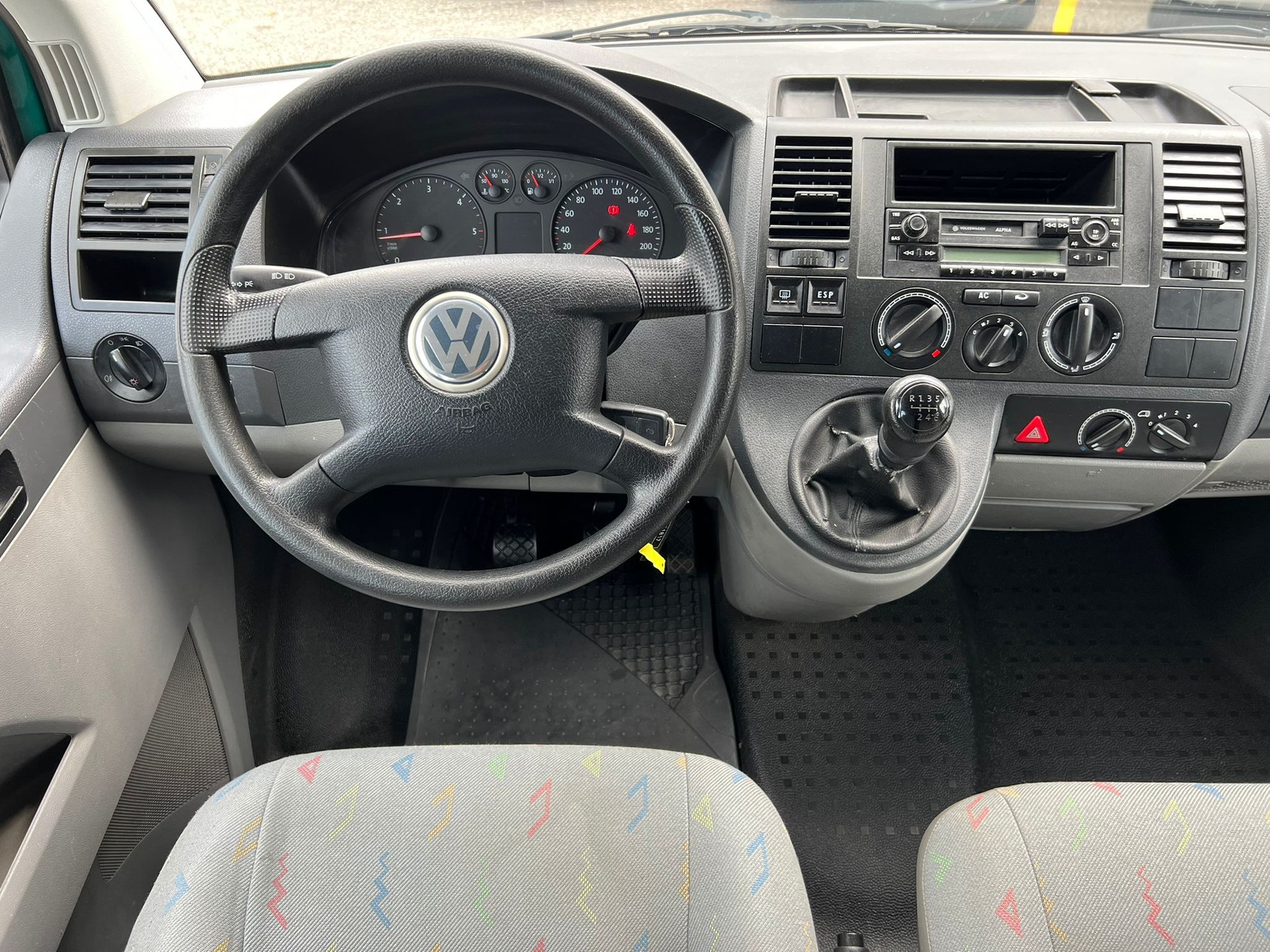 VW 2.5 TDI 131 CV-image-11
