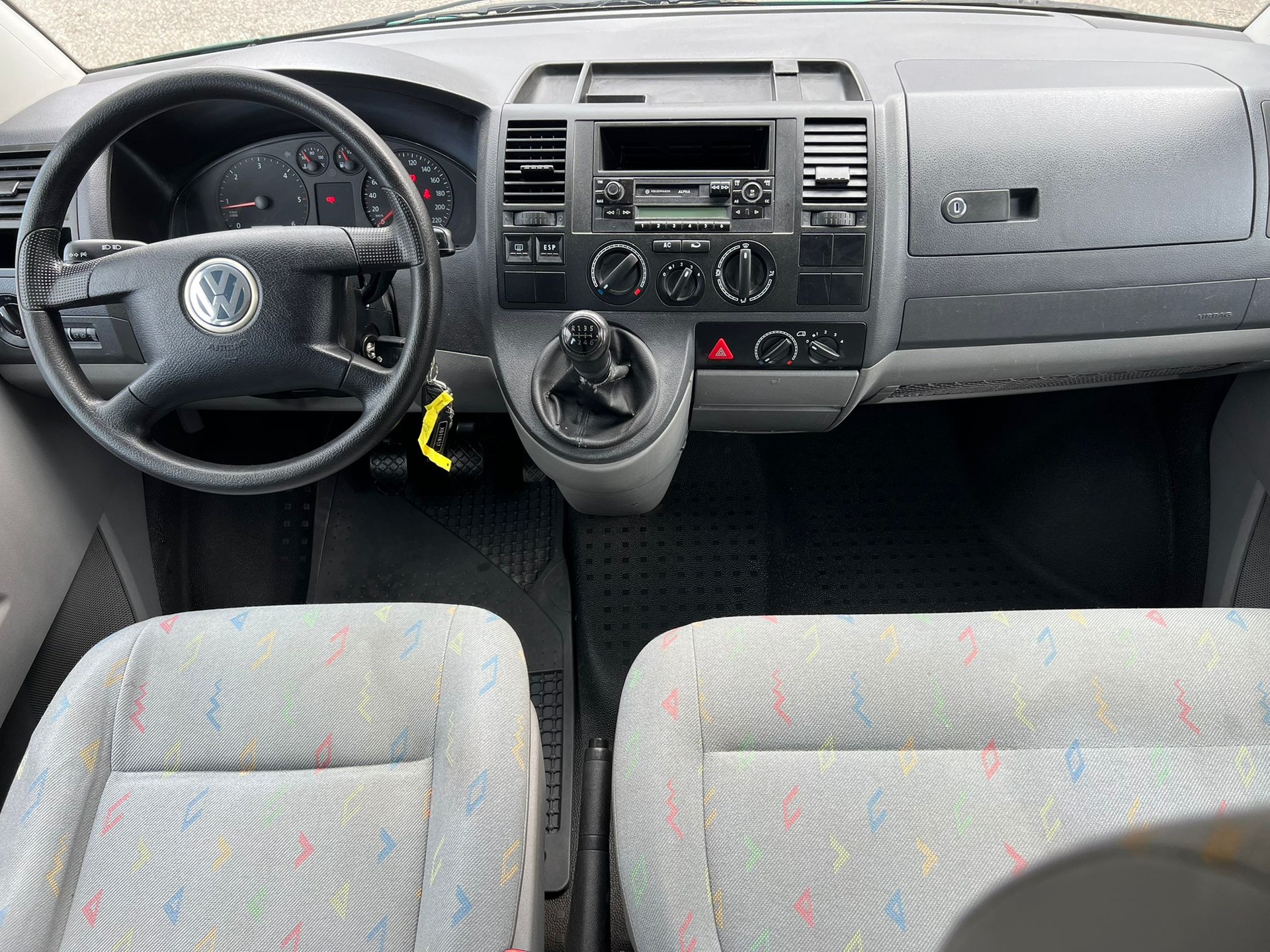 VW 2.5 TDI 131 CV-image-12