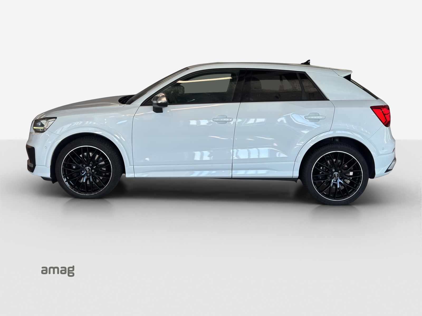 AUDI SQ2 TFSI quattro S-tronic-image-1