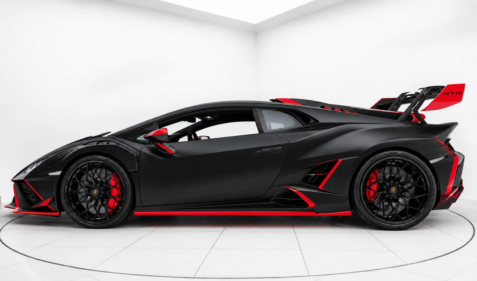LAMBORGHINI Huracan STO Coupé DCT RWD-image-0