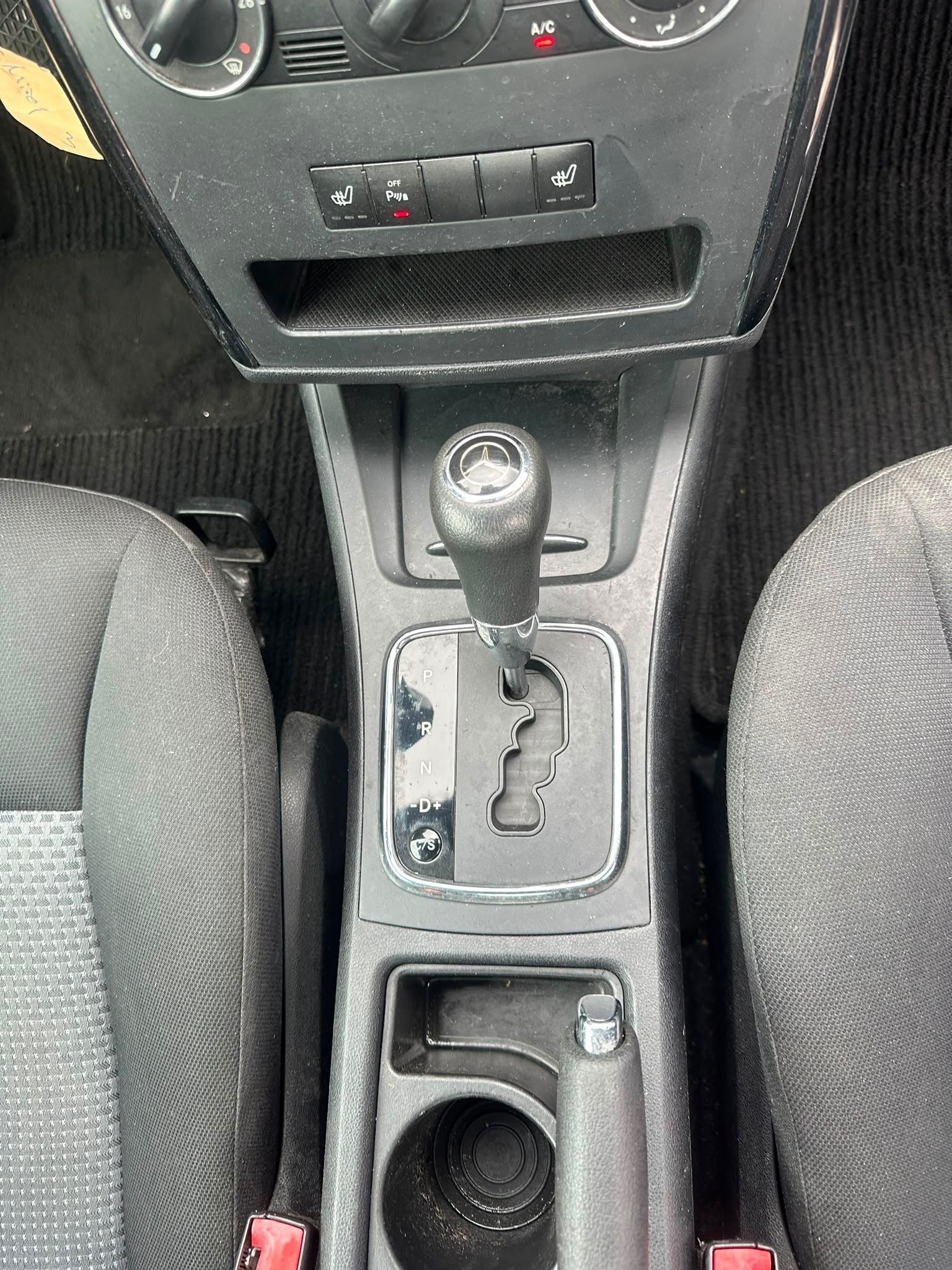 MERCEDES-BENZ A 170 Classic-image-16