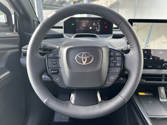 TOYOTA bZ4X Premium 73,1 kWh AWD-image-9