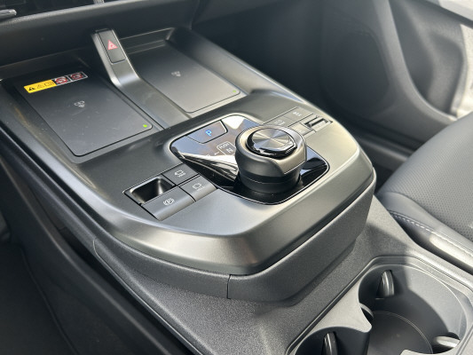 TOYOTA bZ4X Premium 73,1 kWh AWD-image-11