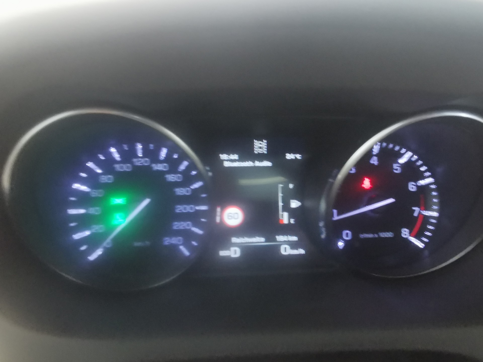 LAND ROVER Discovery Sport 2.0 Si4 HSE Luxury AT9-image-10