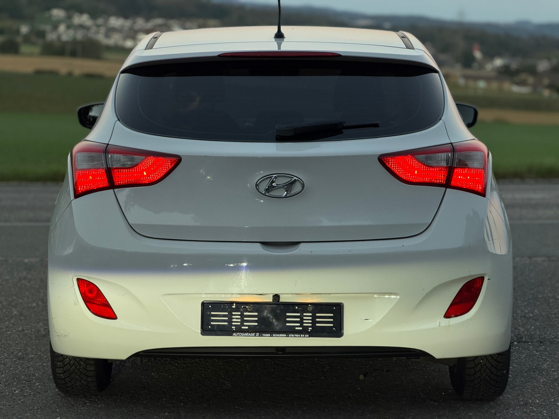 HYUNDAI i30 1.4 Comfort-image-4