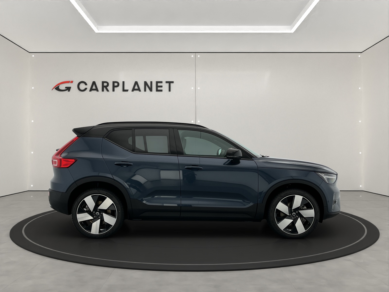 VOLVO EX40 Twin Performance Ultra AWD-image-1
