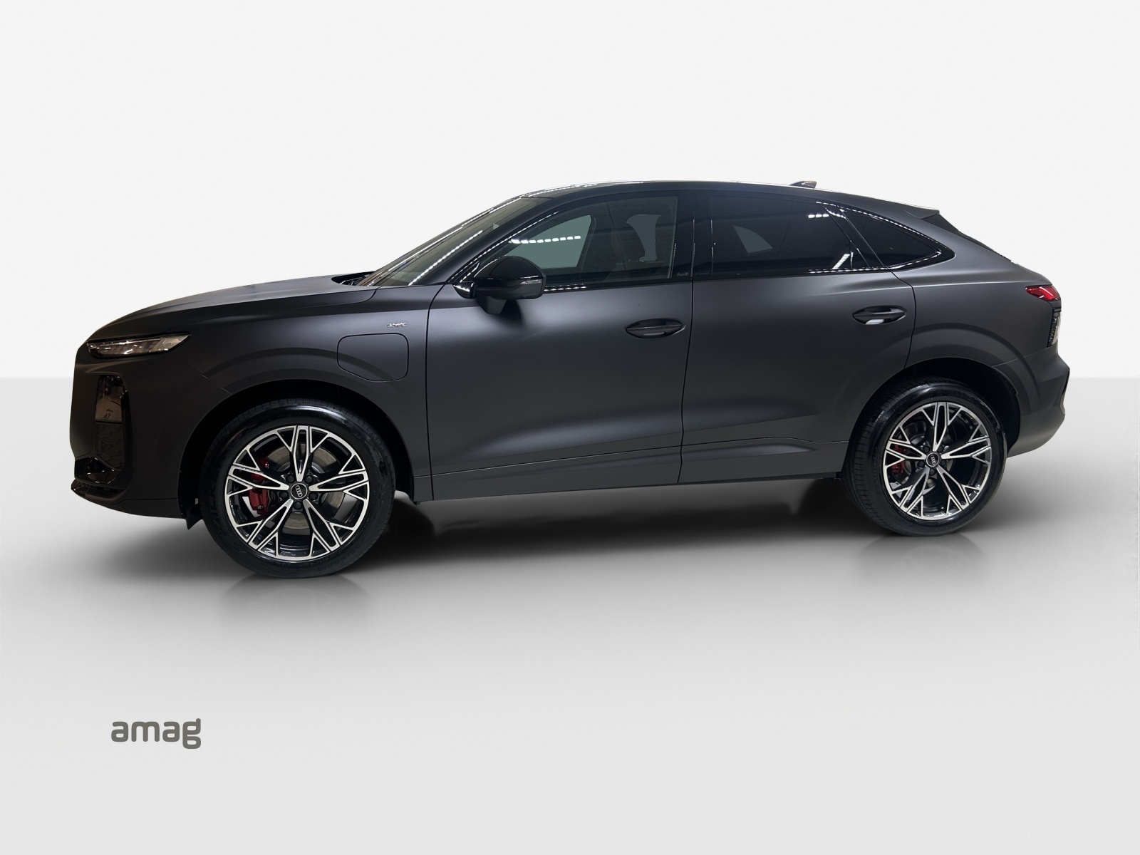 AUDI Q3 Sportback e-hybrid 200 kW S tronig-image-1