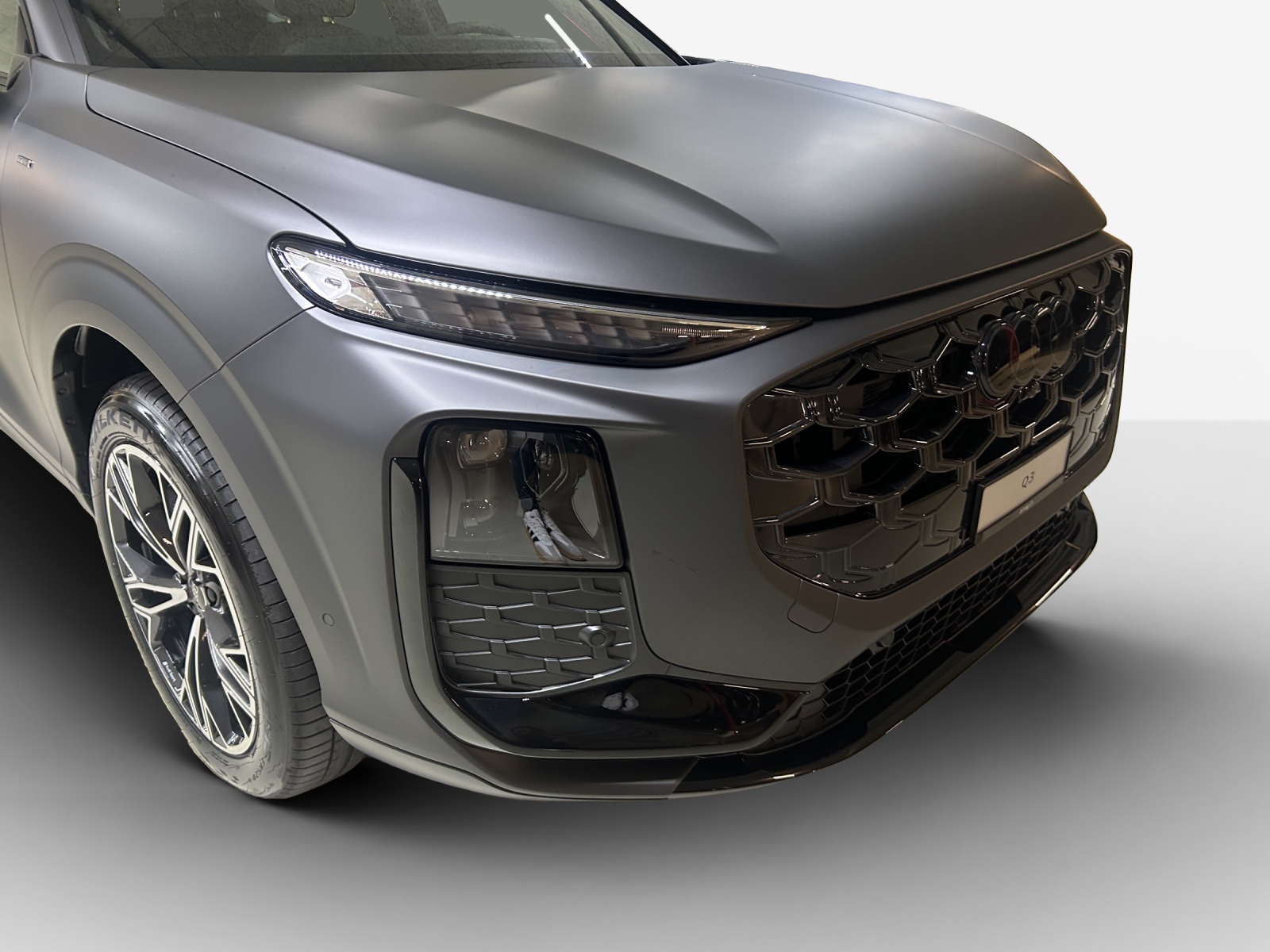 AUDI Q3 Sportback e-hybrid 200 kW S tronig-image-15