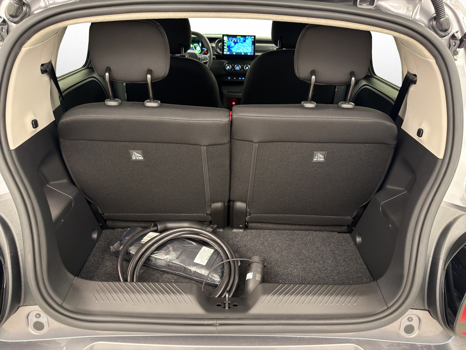 RENAULT Twingo E-Tech Urban Range techo-image-10