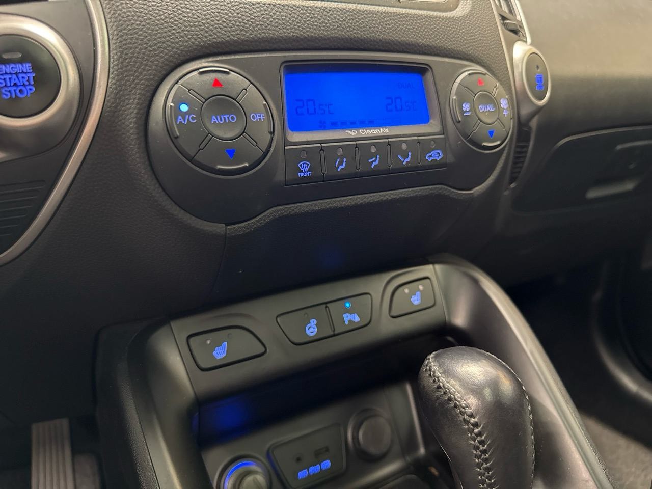 HYUNDAI iX35 2.0 CRDi Luxury Plus 4WD-image-7
