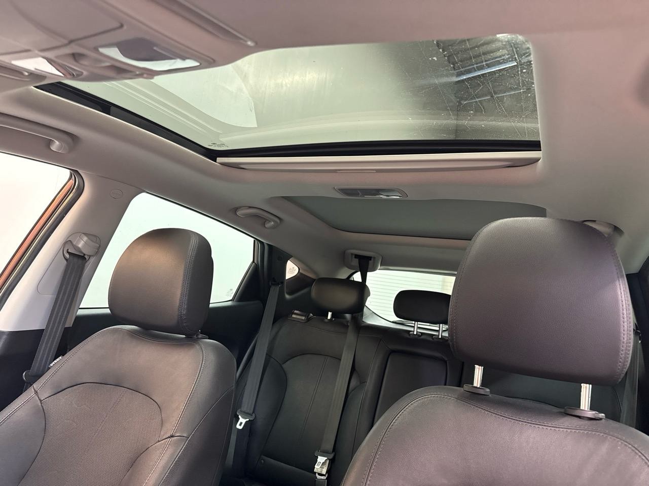 HYUNDAI iX35 2.0 CRDi Luxury Plus 4WD-image-4