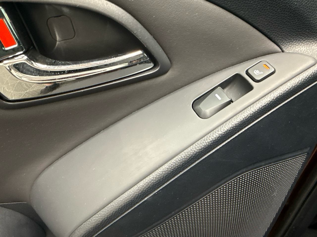 HYUNDAI iX35 2.0 CRDi Luxury Plus 4WD-image-11