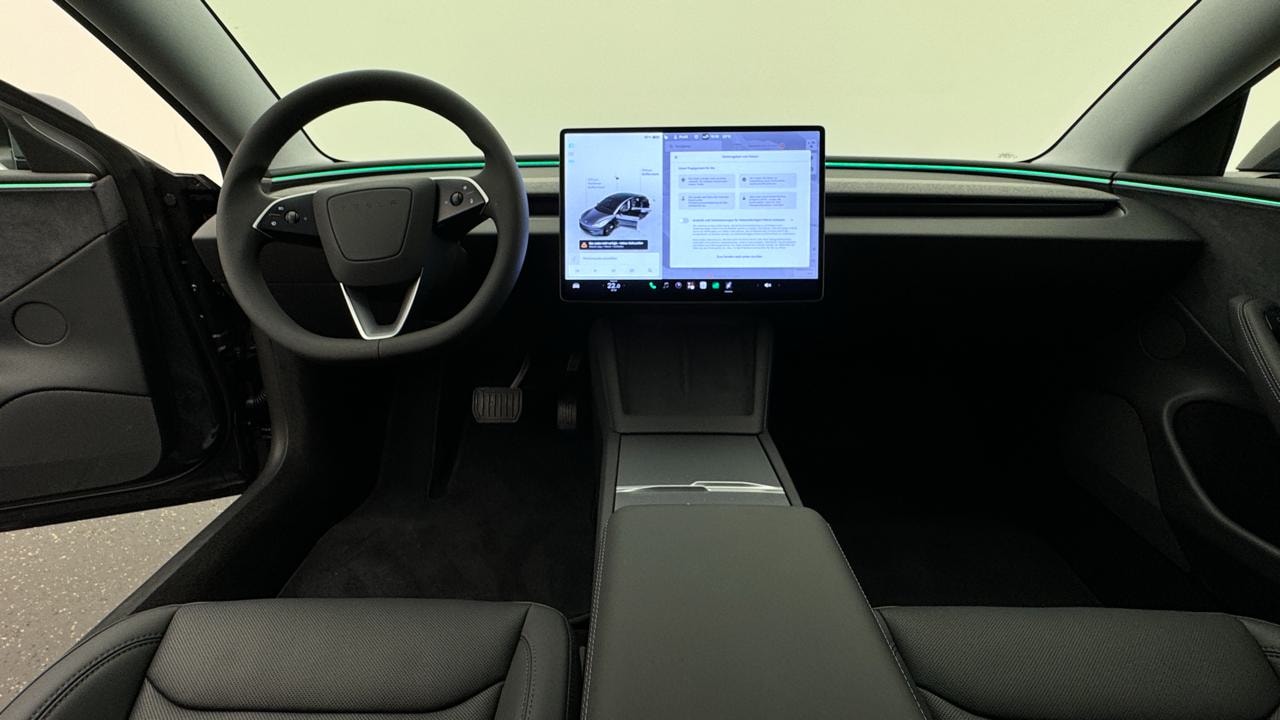 TESLA Model 3 Long Range Dual Motor AWD-image-5